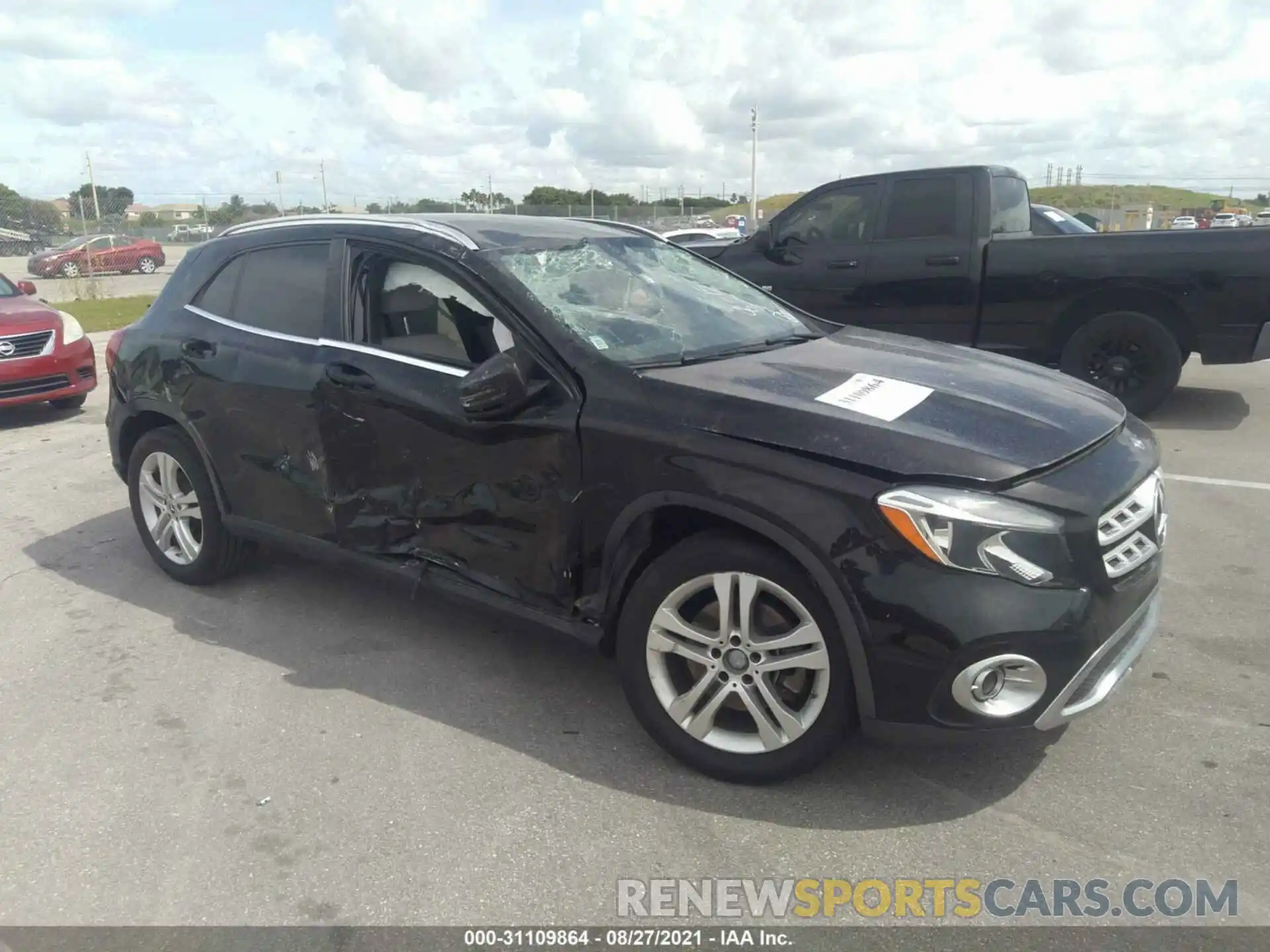 1 Photograph of a damaged car WDCTG4EB7LU023101 MERCEDES-BENZ GLA 2020