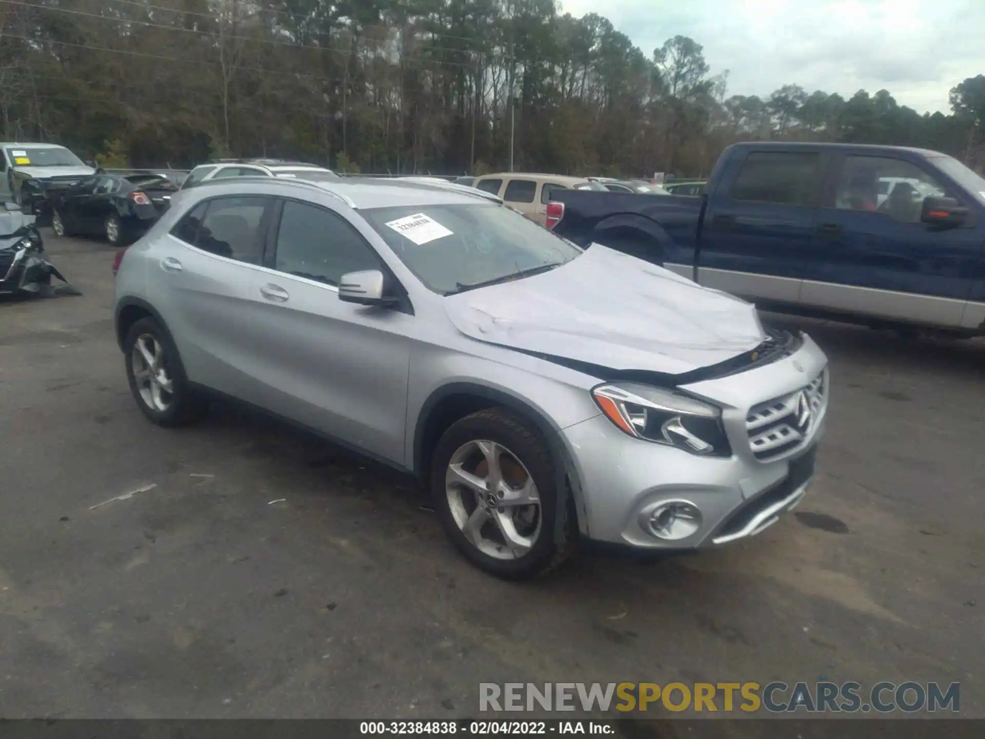 1 Photograph of a damaged car WDCTG4EB7LU024975 MERCEDES-BENZ GLA 2020