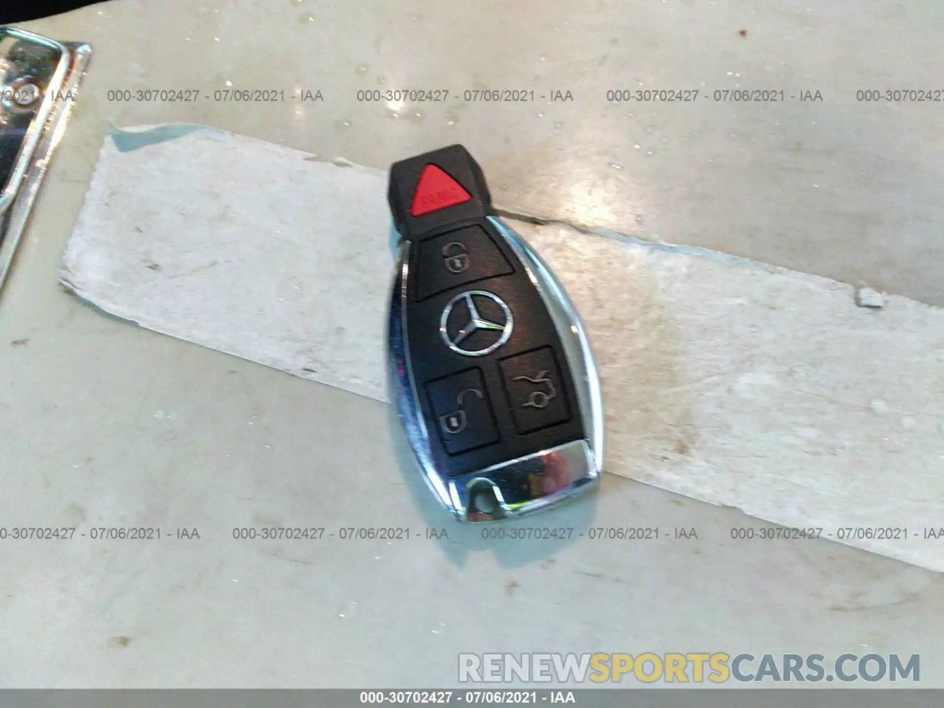 11 Photograph of a damaged car WDCTG4EB8LJ654456 MERCEDES-BENZ GLA 2020