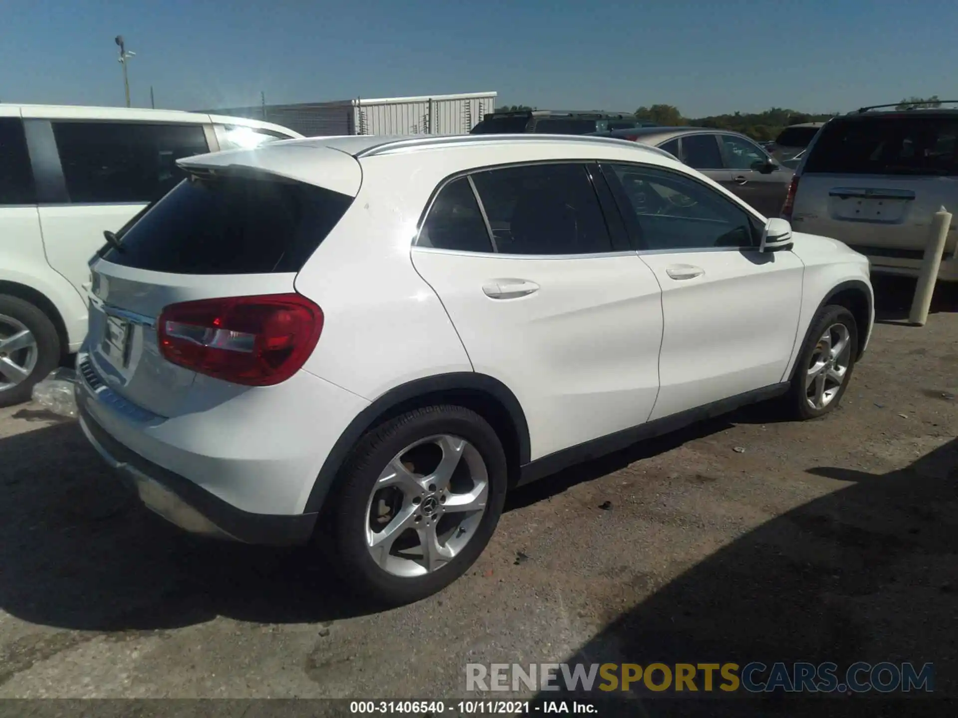 4 Photograph of a damaged car WDCTG4EB8LU023835 MERCEDES-BENZ GLA 2020