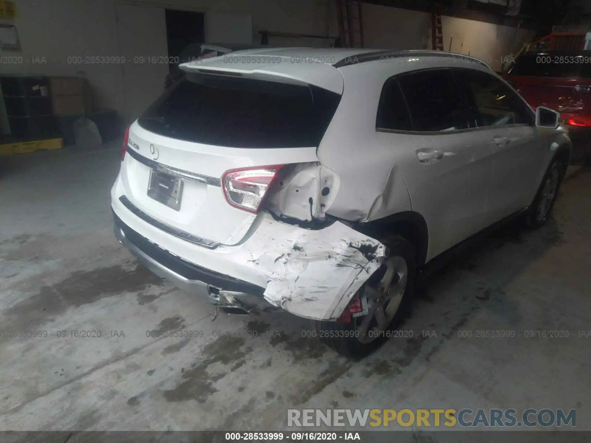 4 Photograph of a damaged car WDCTG4EB9LU025237 MERCEDES-BENZ GLA 2020