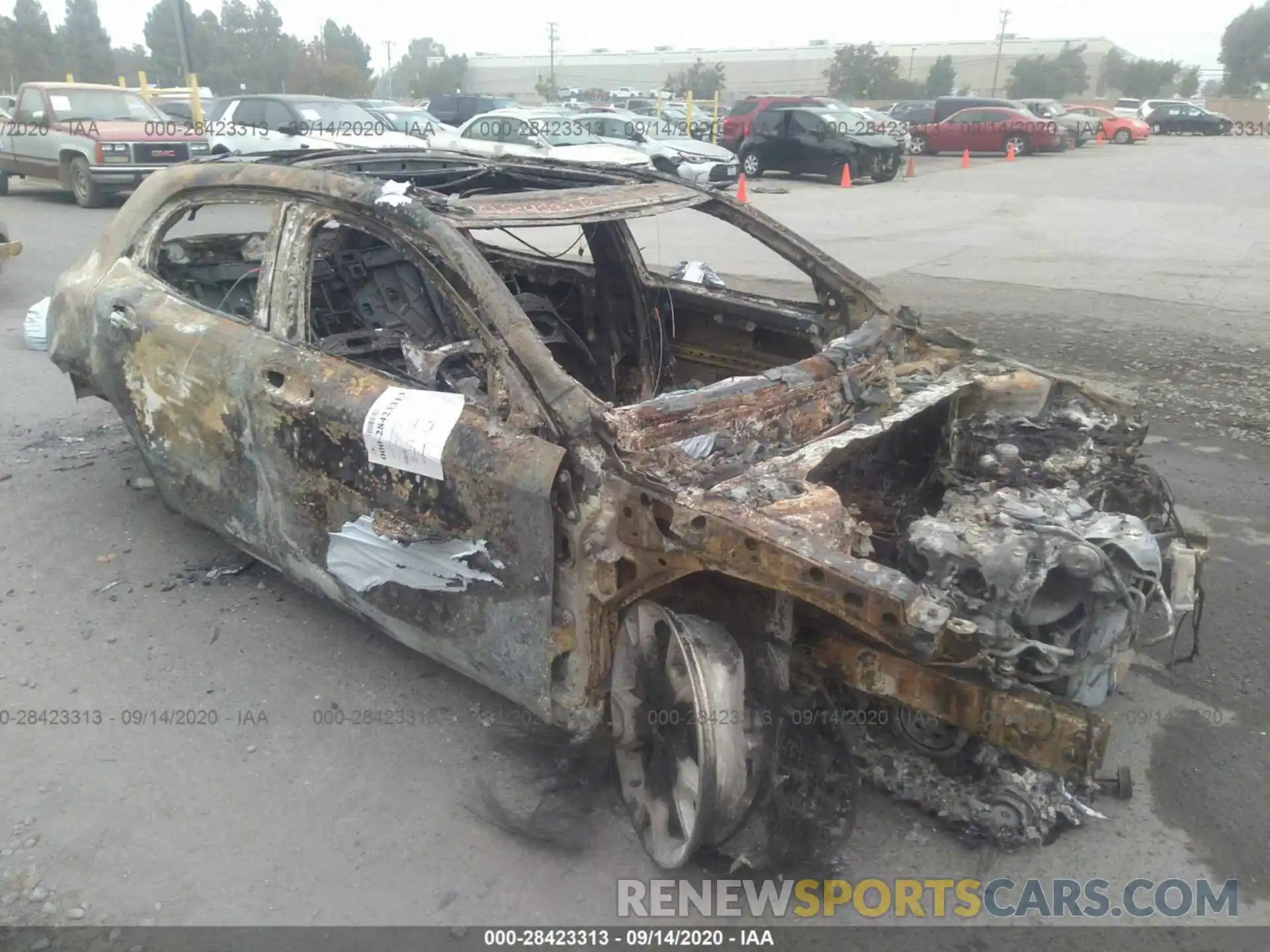 1 Фотография поврежденного автомобиля WDCTG4EBXLU023500 MERCEDES-BENZ GLA 2020
