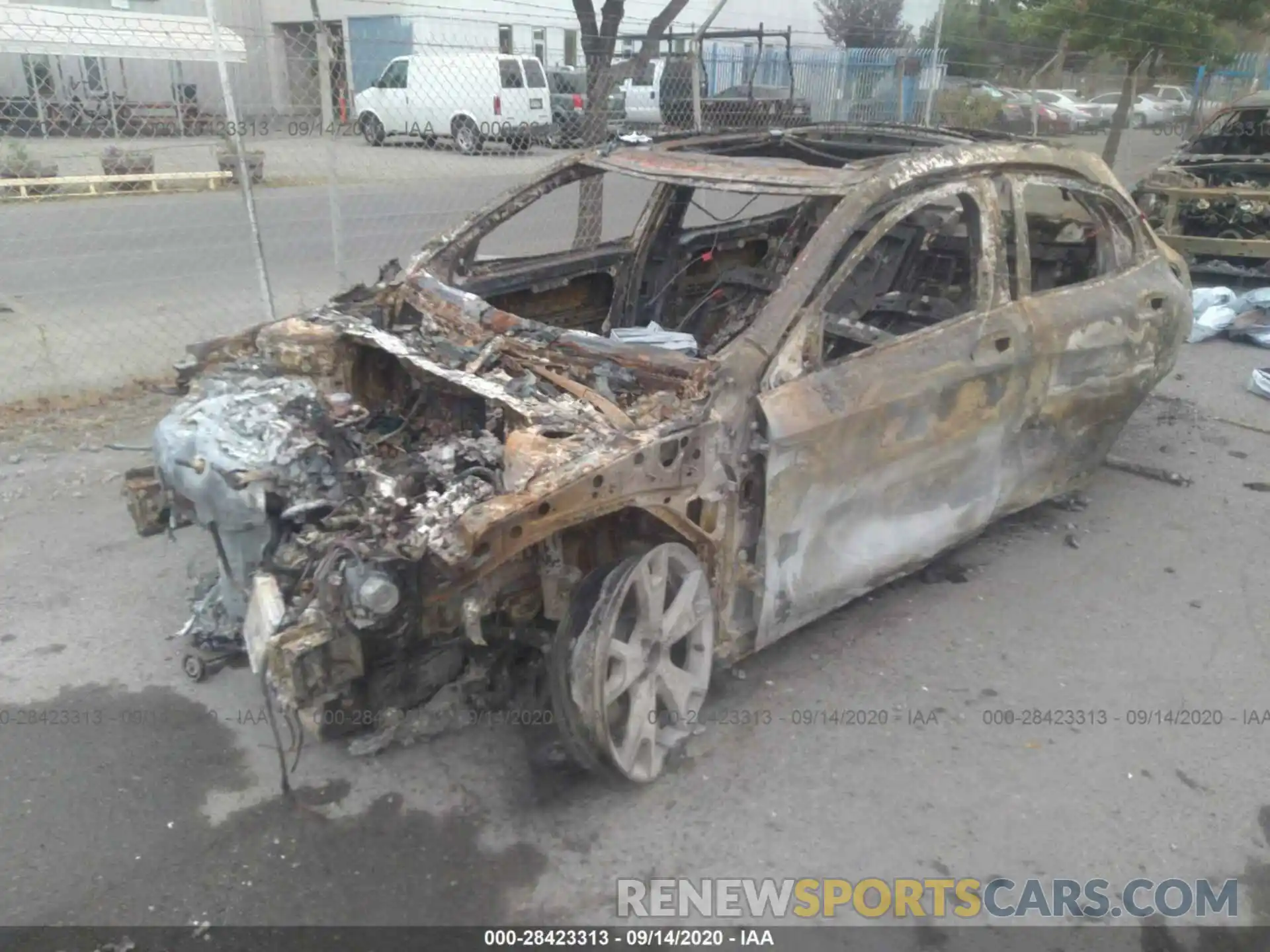 2 Фотография поврежденного автомобиля WDCTG4EBXLU023500 MERCEDES-BENZ GLA 2020