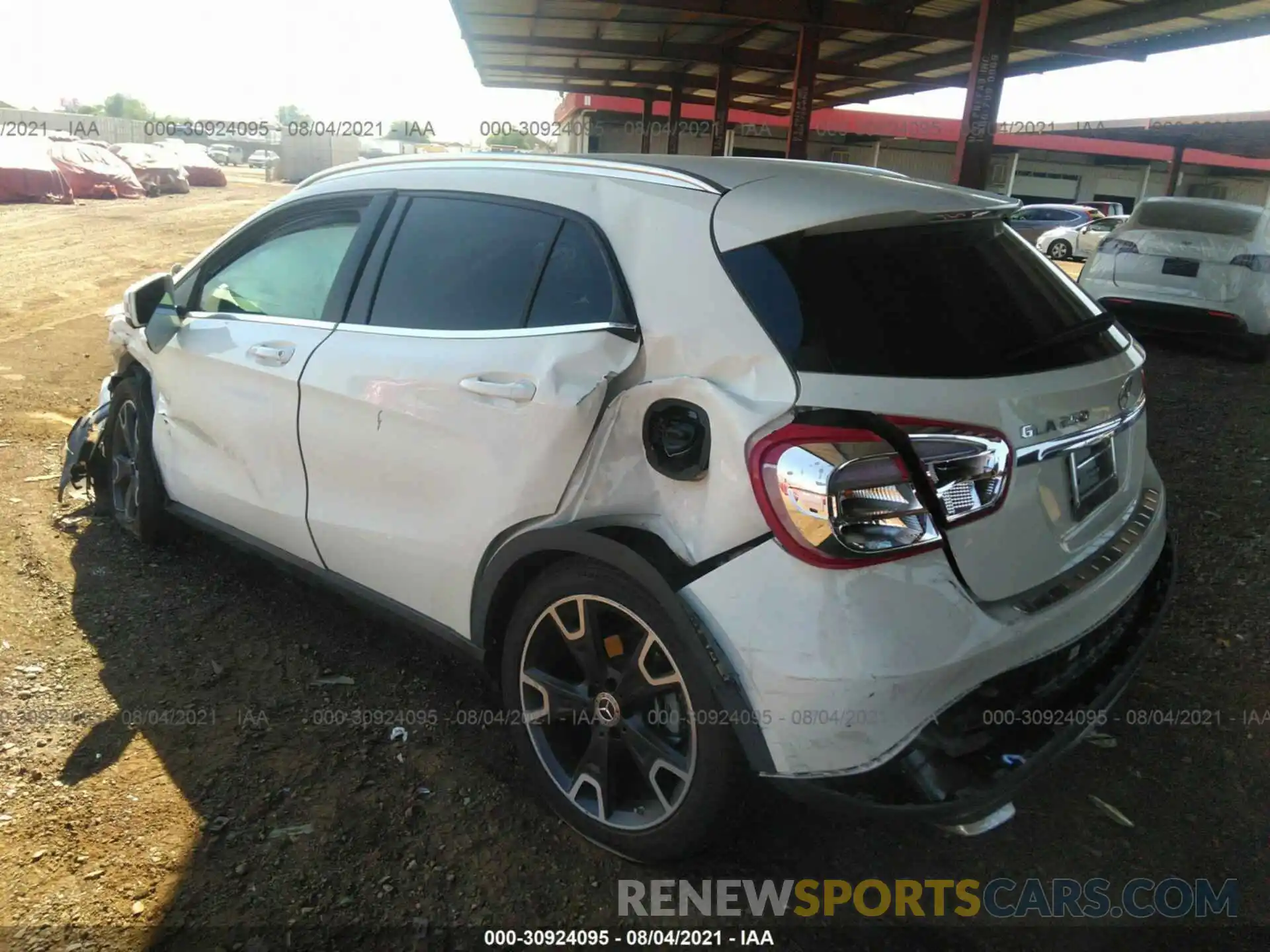 3 Photograph of a damaged car WDCTG4EBXLU027837 MERCEDES-BENZ GLA 2020