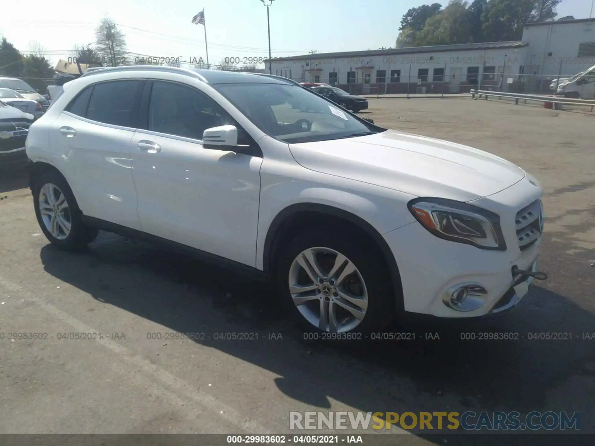 1 Photograph of a damaged car WDCTG4GB0LU025186 MERCEDES-BENZ GLA 2020