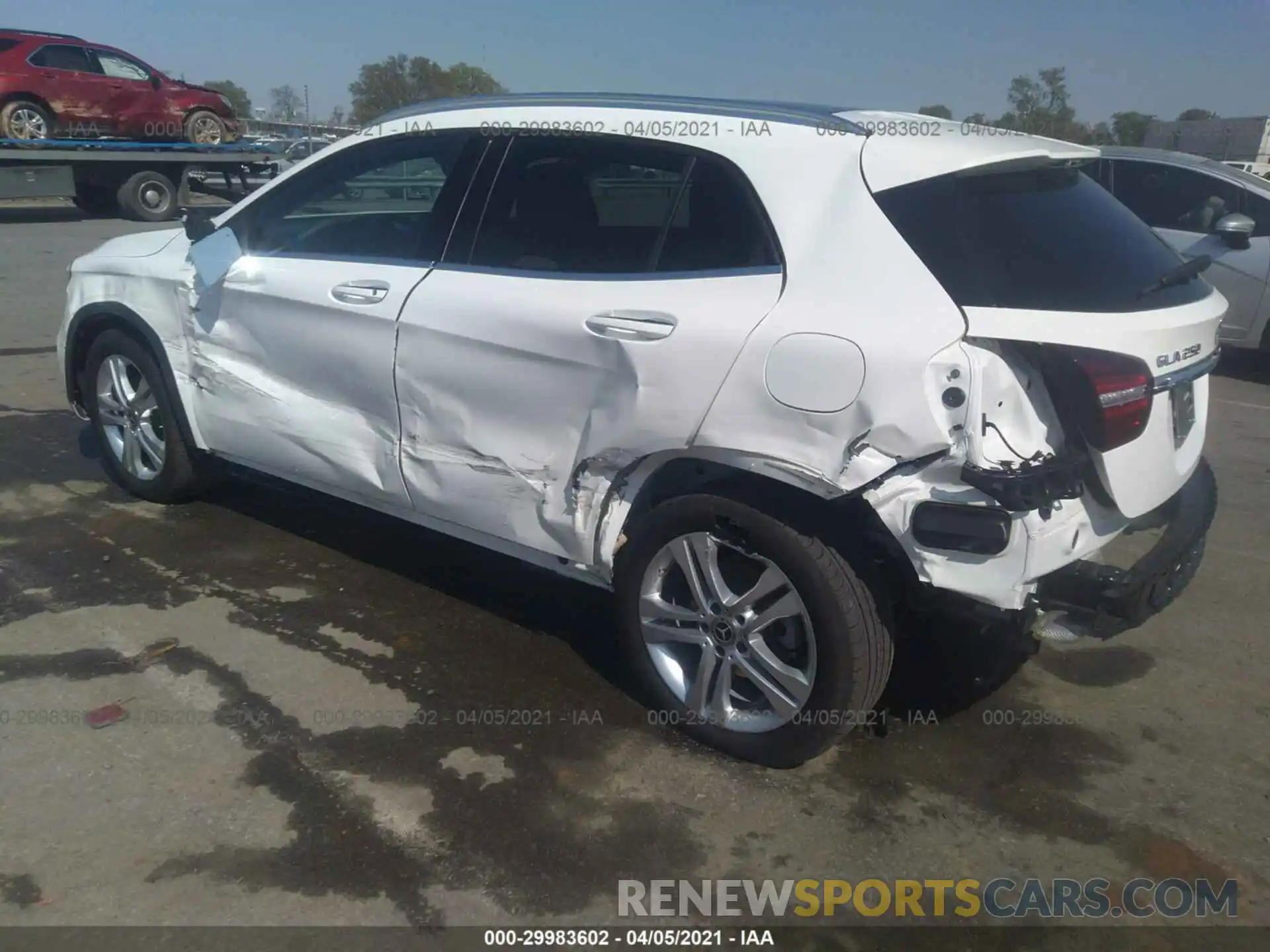 3 Photograph of a damaged car WDCTG4GB0LU025186 MERCEDES-BENZ GLA 2020