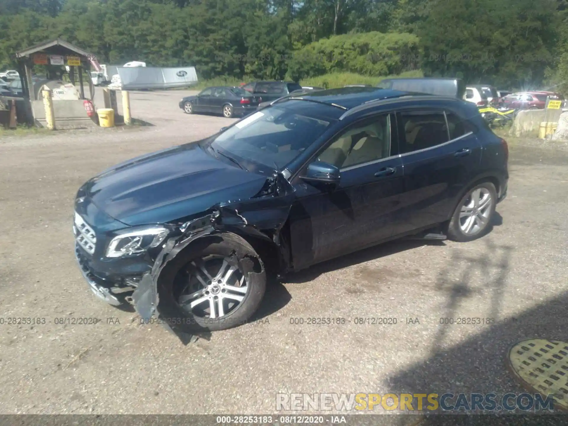 2 Photograph of a damaged car WDCTG4GB1LJ681558 MERCEDES-BENZ GLA 2020