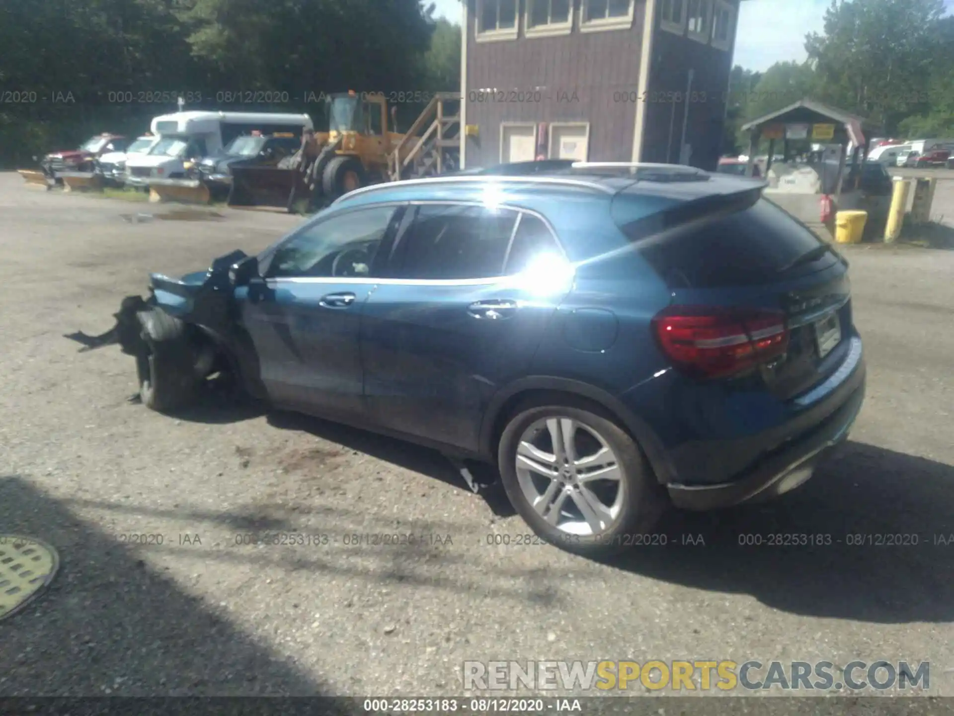 3 Photograph of a damaged car WDCTG4GB1LJ681558 MERCEDES-BENZ GLA 2020