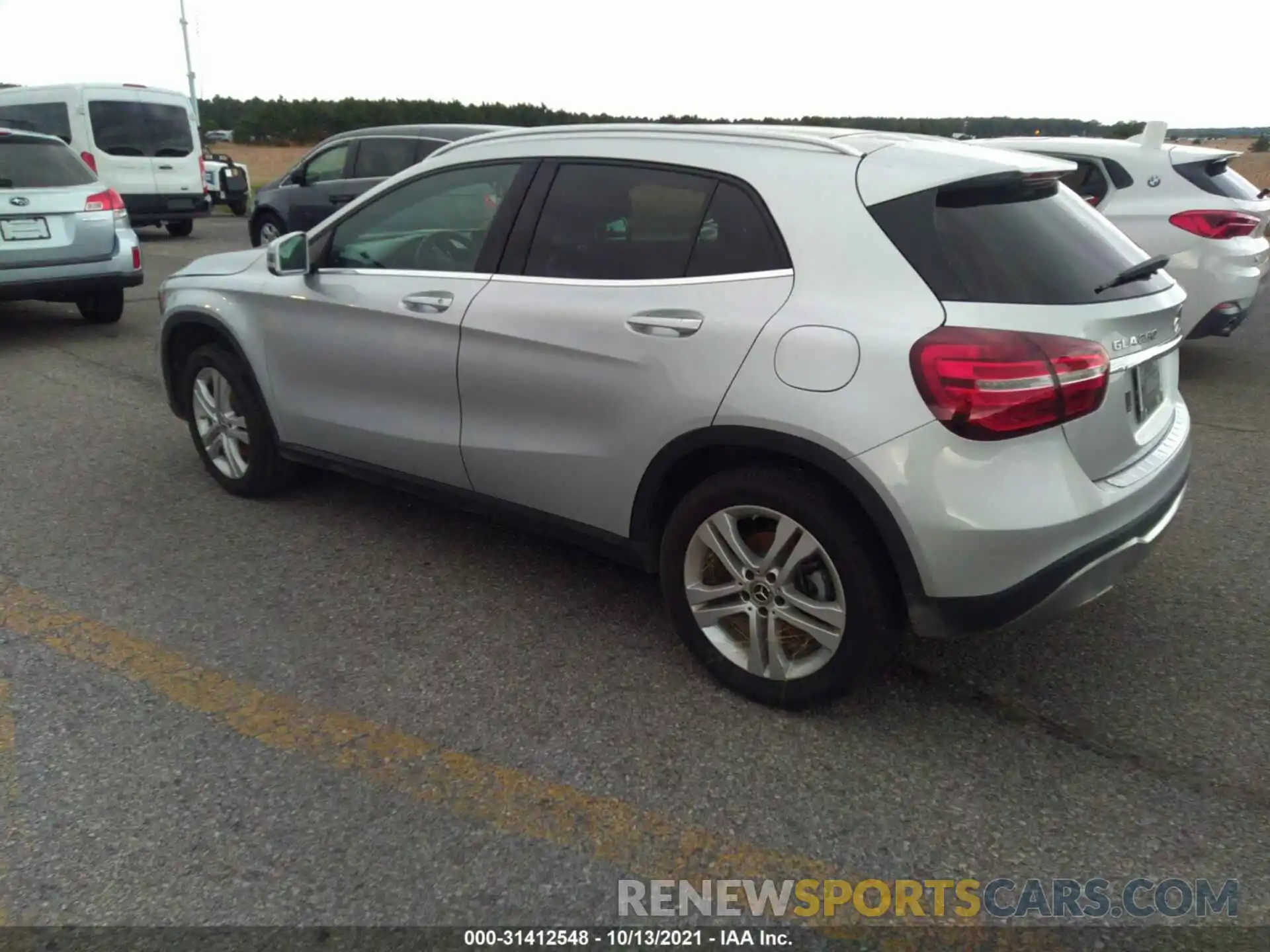 3 Photograph of a damaged car WDCTG4GB3LJ688737 MERCEDES-BENZ GLA 2020