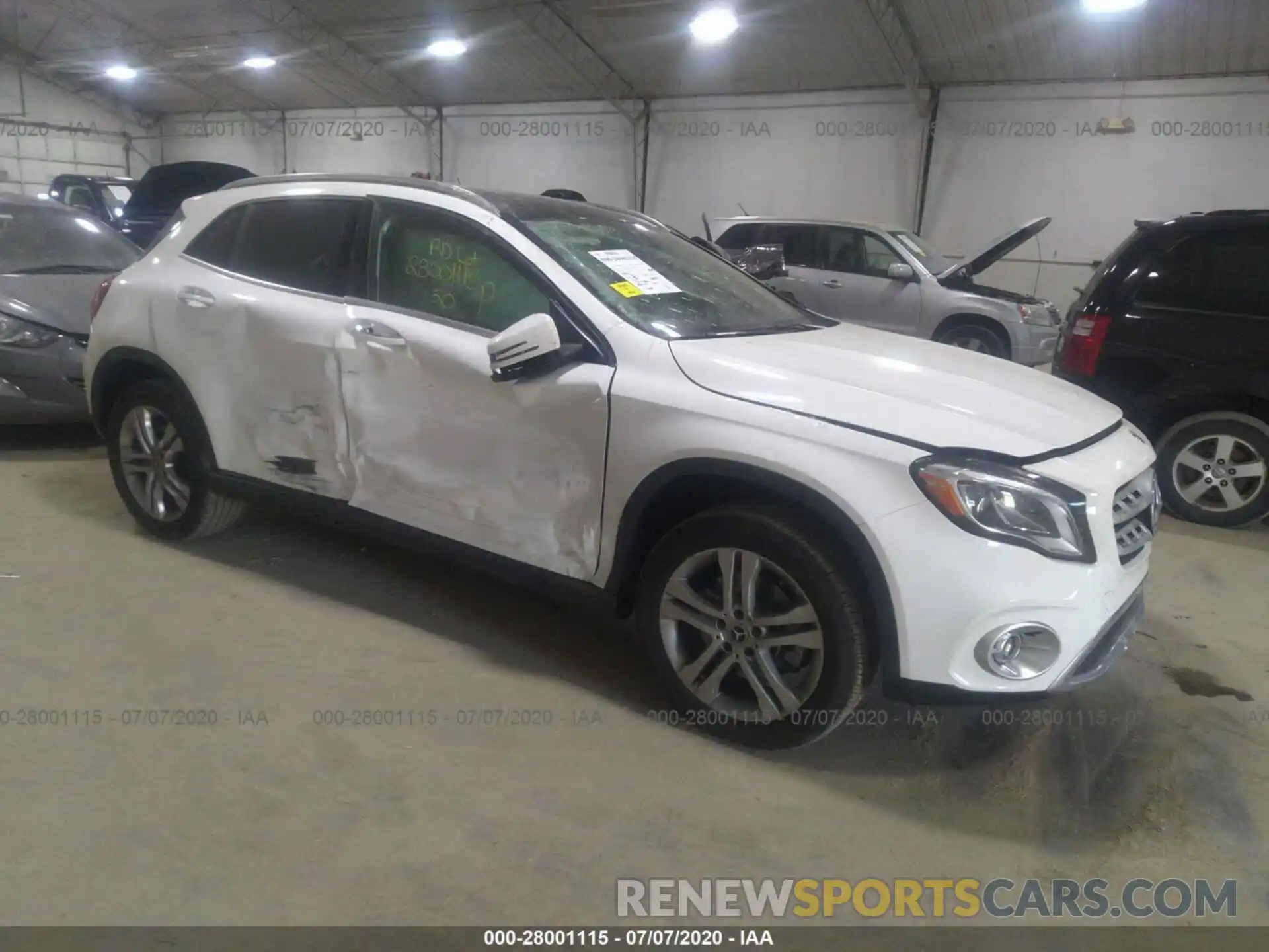 1 Photograph of a damaged car WDCTG4GB4LJ690657 MERCEDES-BENZ GLA 2020