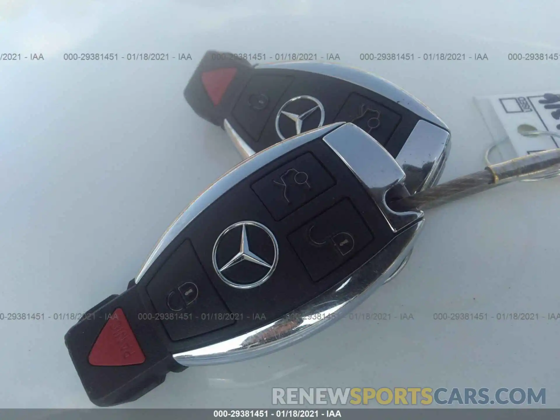 11 Фотография поврежденного автомобиля WDCTG4GB4LU024316 MERCEDES-BENZ GLA 2020