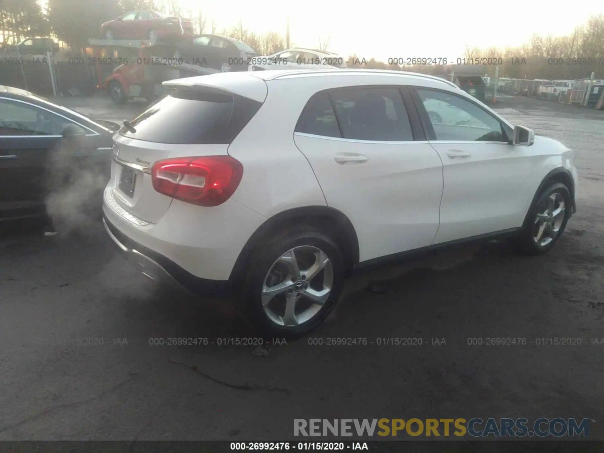 4 Фотография поврежденного автомобиля WDCTG4GB8LU024769 MERCEDES-BENZ GLA 2020