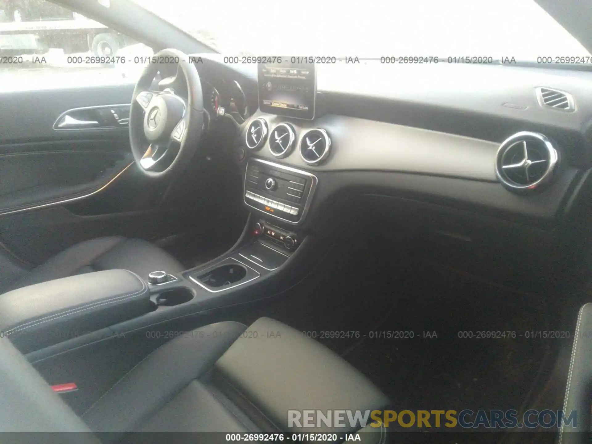 5 Фотография поврежденного автомобиля WDCTG4GB8LU024769 MERCEDES-BENZ GLA 2020