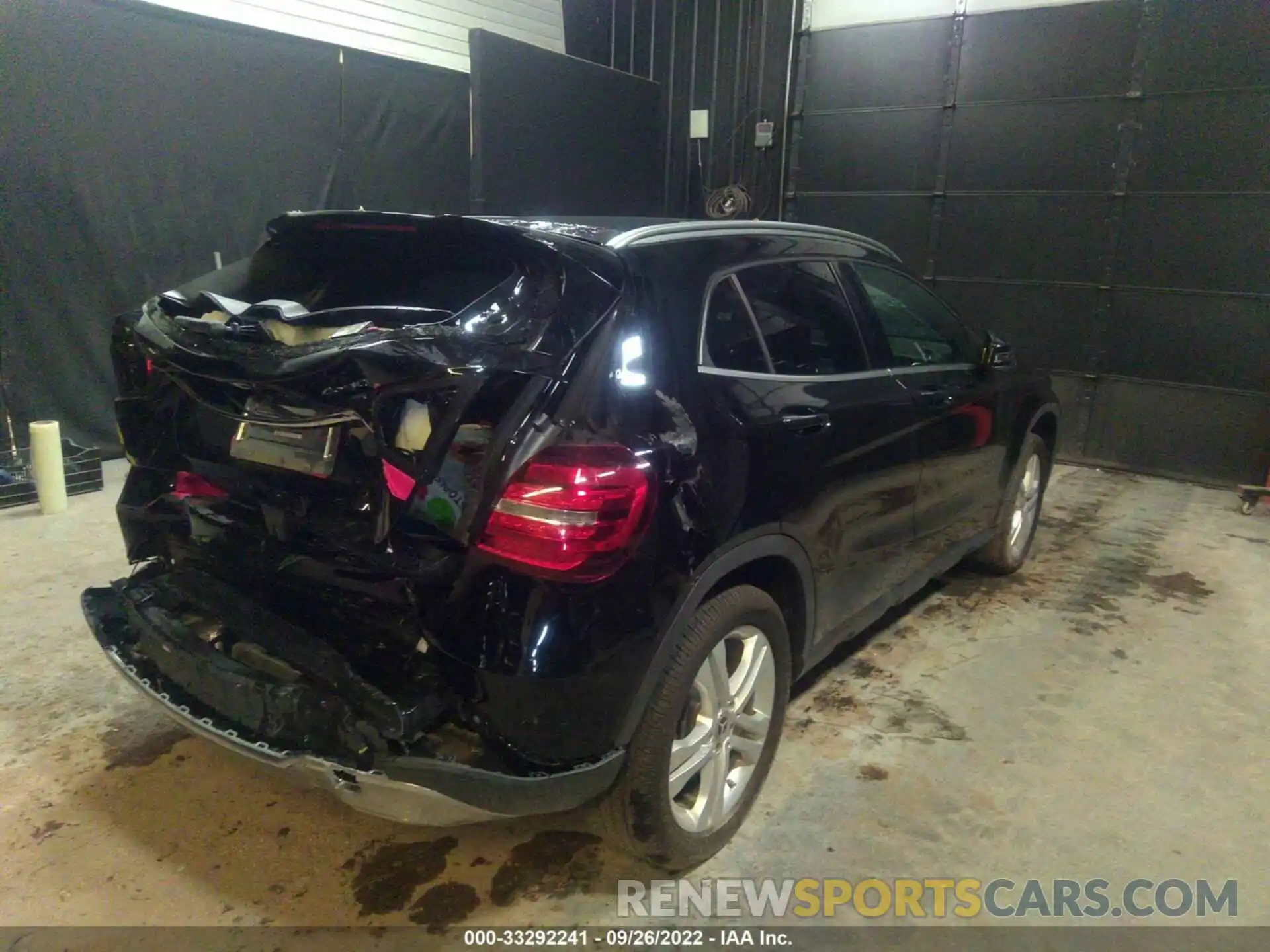 4 Photograph of a damaged car WDCTG4GB9LU028703 MERCEDES-BENZ GLA 2020