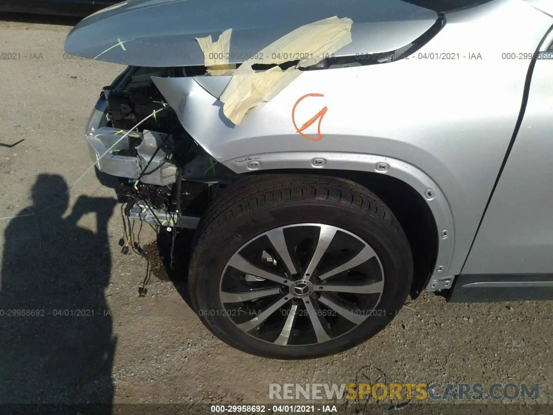 12 Photograph of a damaged car W1N4N4GB2MJ191723 MERCEDES-BENZ GLA 2021