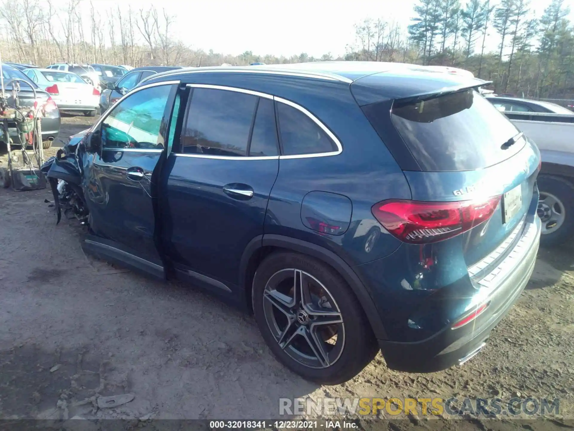 3 Photograph of a damaged car W1N4N4GB4MJ164006 MERCEDES-BENZ GLA 2021