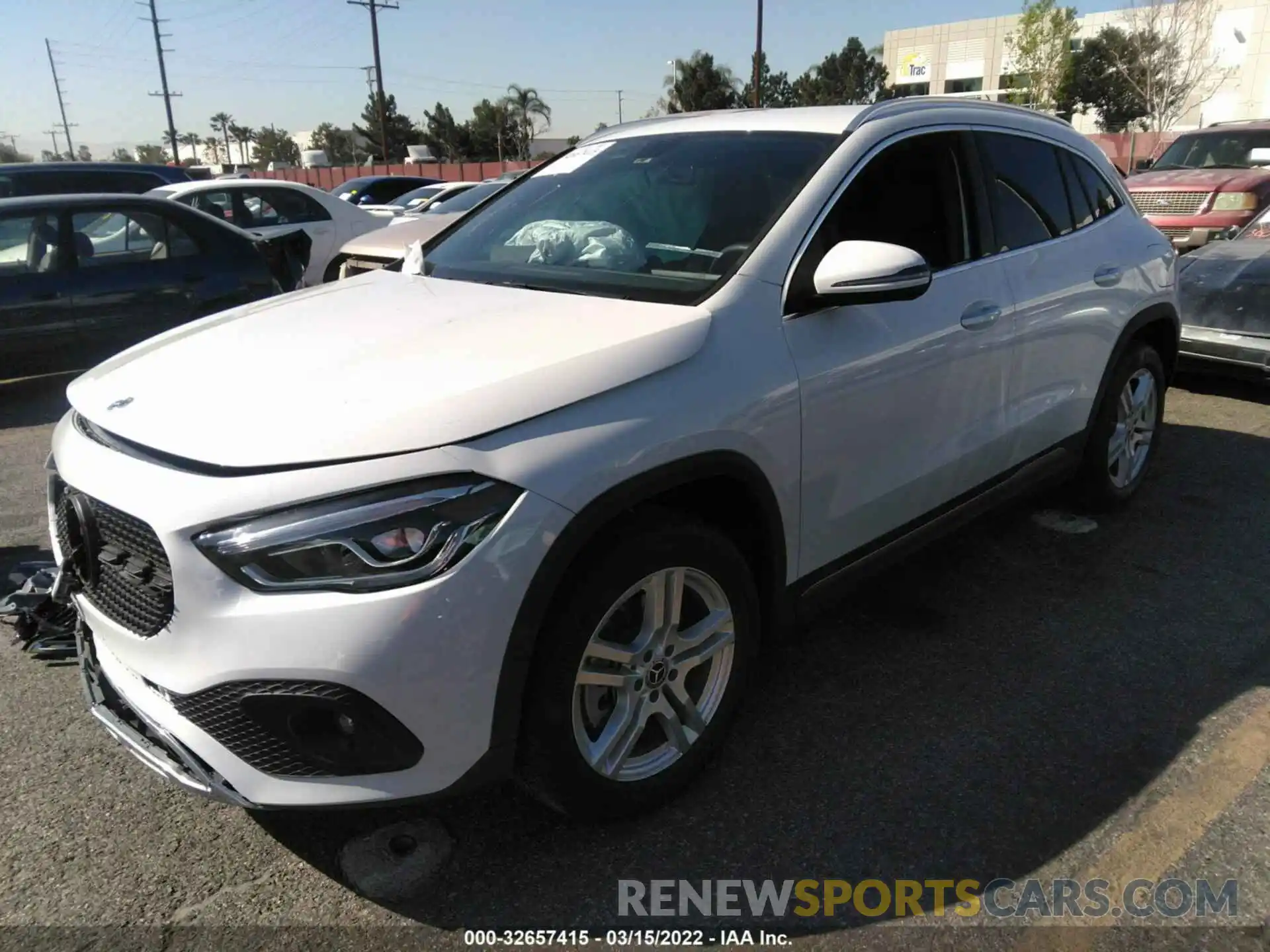 2 Photograph of a damaged car W1N4N4GB5MJ202794 MERCEDES-BENZ GLA 2021