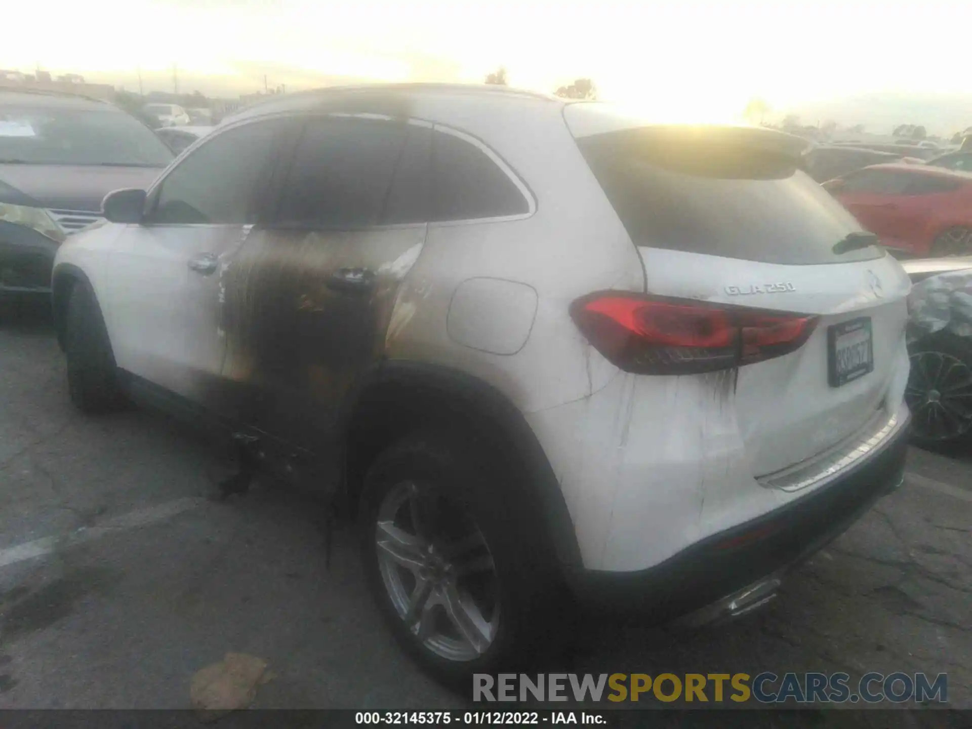 3 Photograph of a damaged car W1N4N4GB6MJ123649 MERCEDES-BENZ GLA 2021