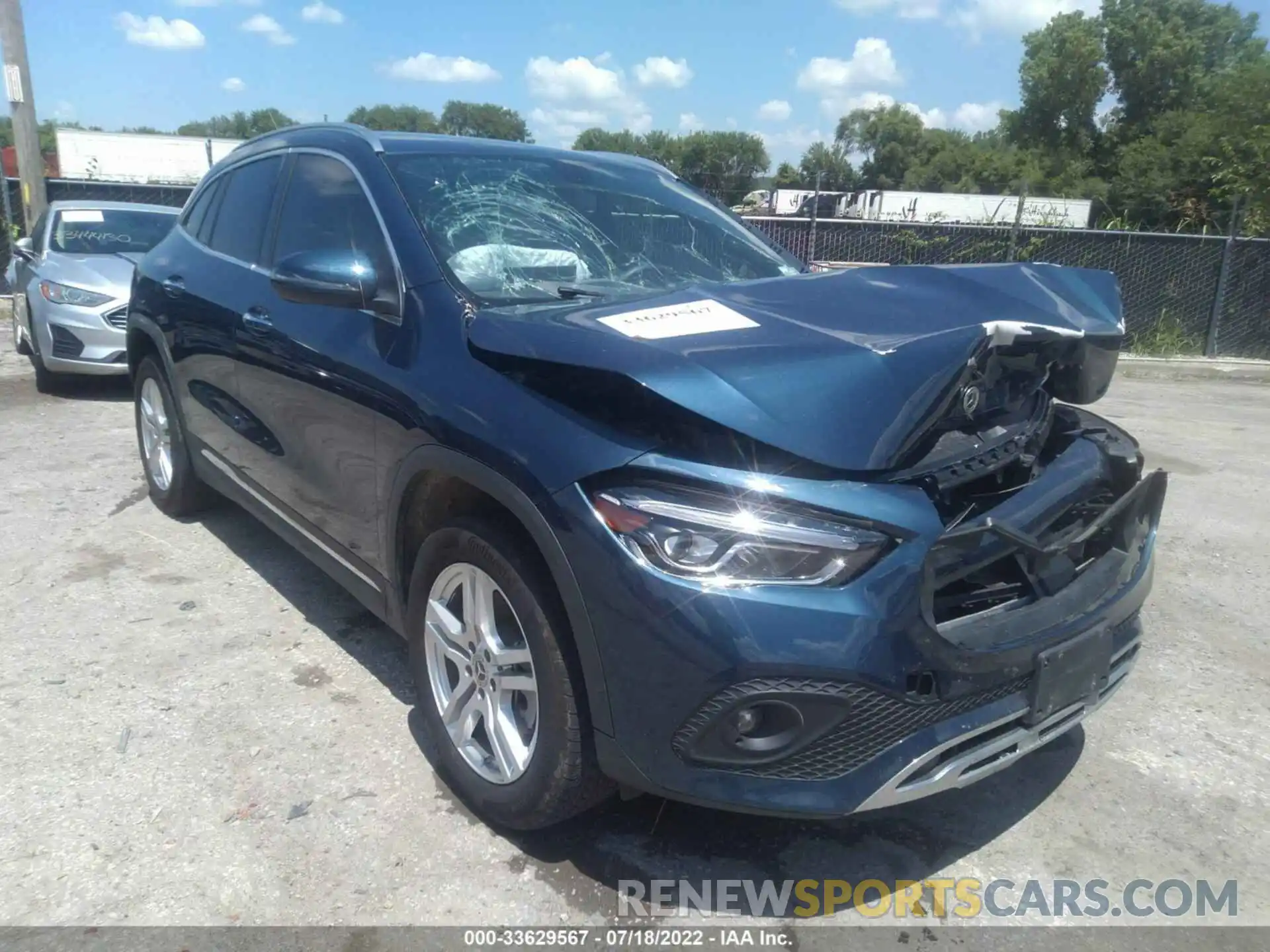 1 Photograph of a damaged car W1N4N4GB7MJ167479 MERCEDES-BENZ GLA 2021