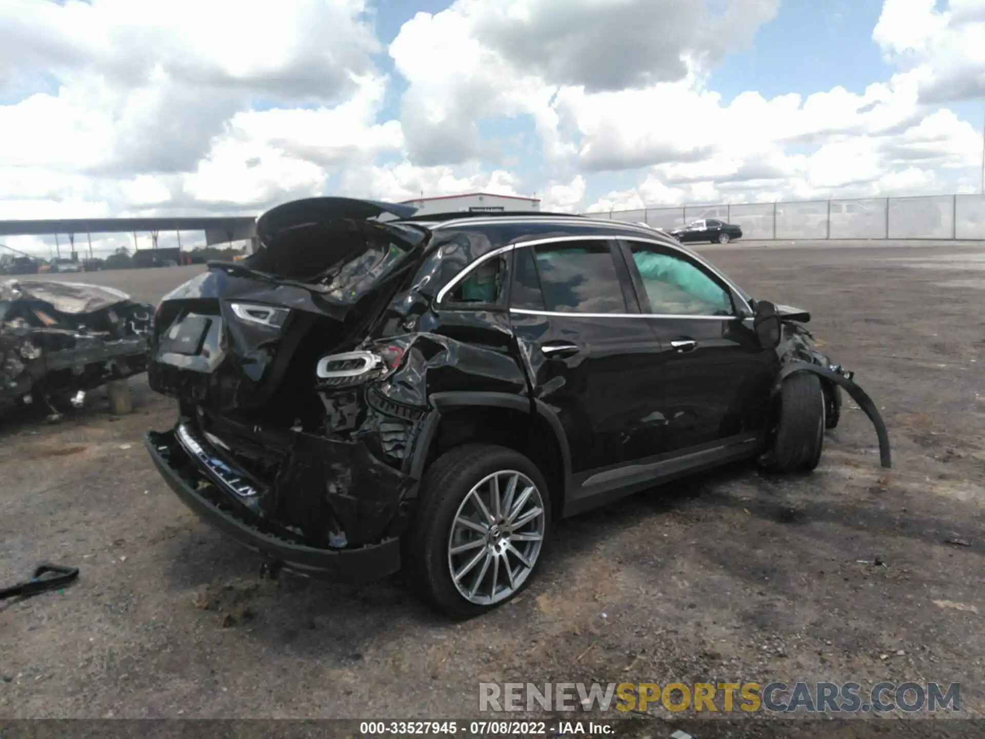 4 Photograph of a damaged car W1N4N4GB7MJ283636 MERCEDES-BENZ GLA 2021