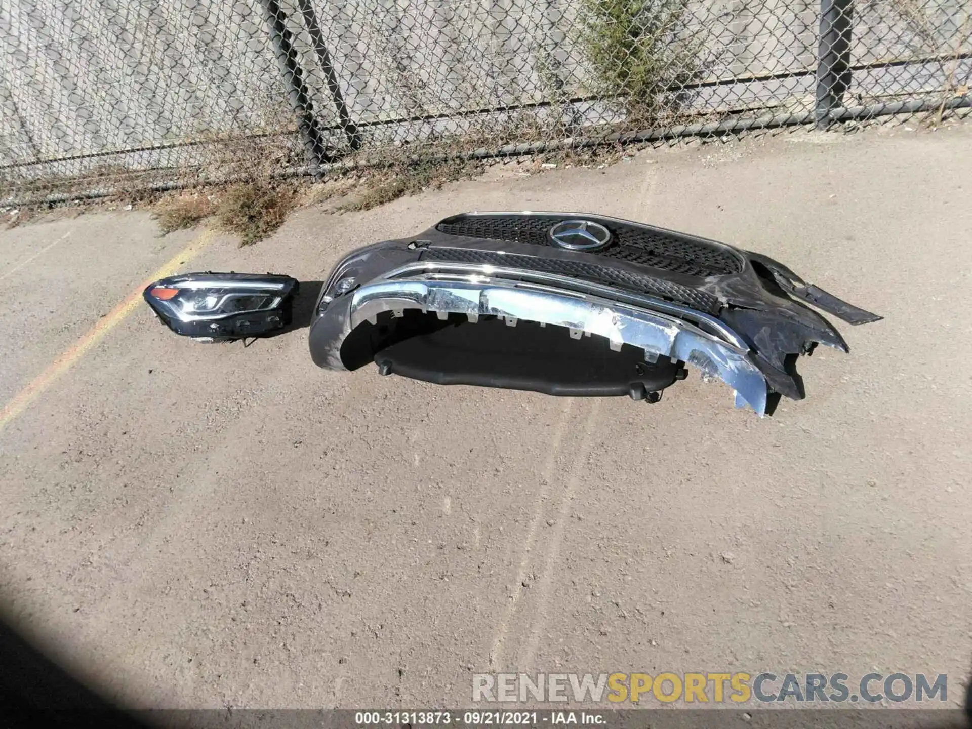 12 Photograph of a damaged car W1N4N4GB8MJ203082 MERCEDES-BENZ GLA 2021