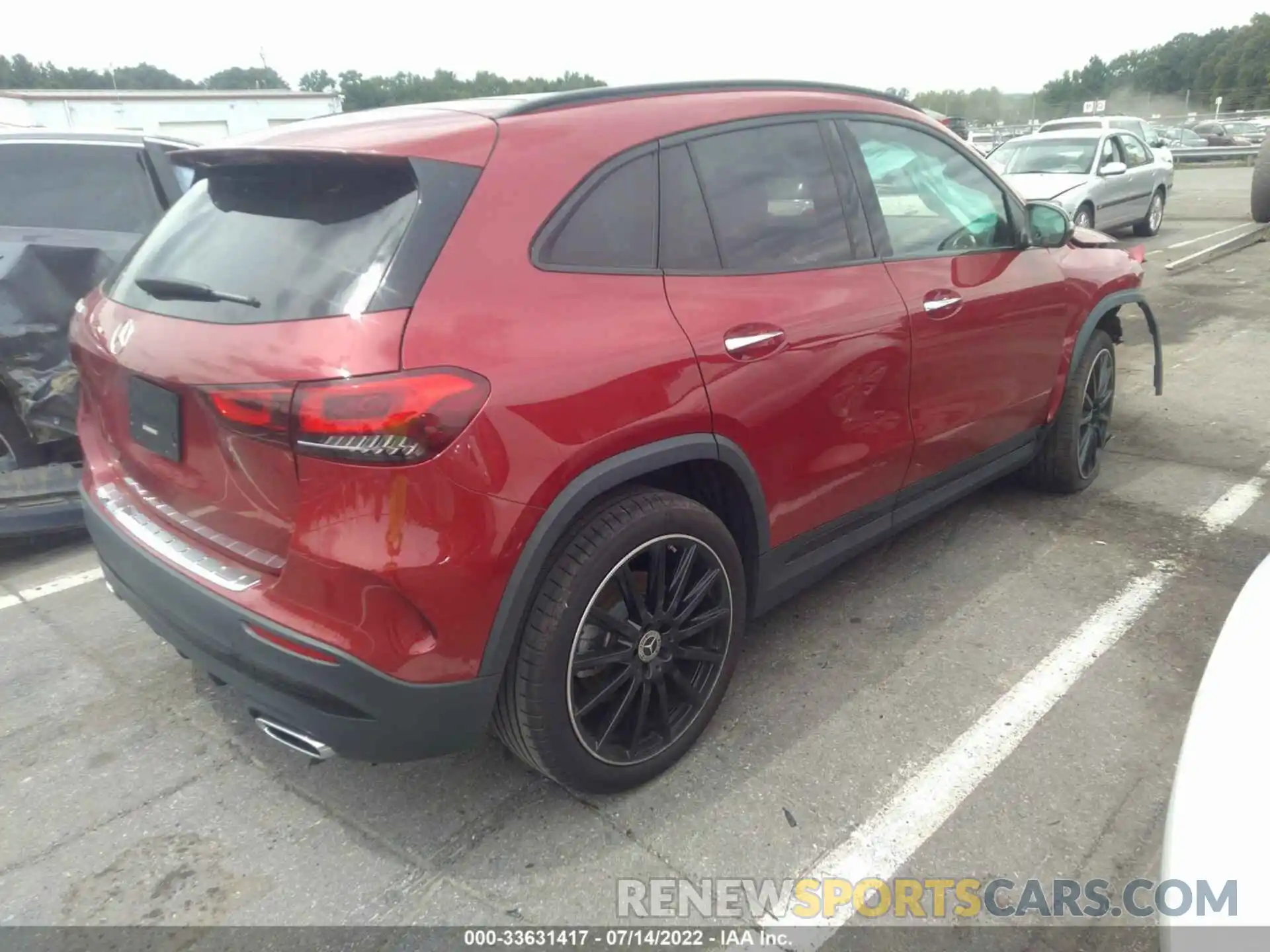 4 Photograph of a damaged car W1N4N4GB8MJ270216 MERCEDES-BENZ GLA 2021