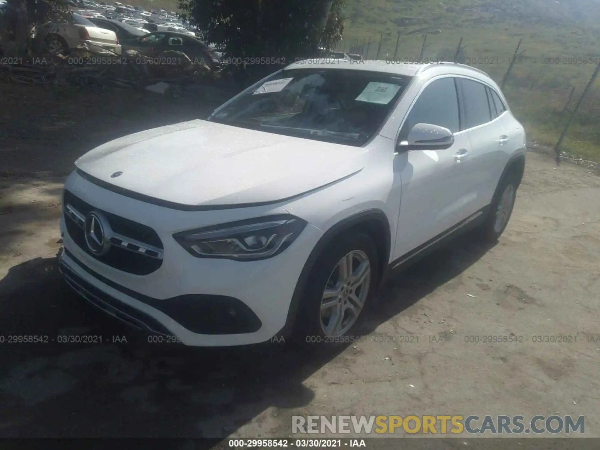 2 Photograph of a damaged car W1N4N4GB9MJ132958 MERCEDES-BENZ GLA 2021