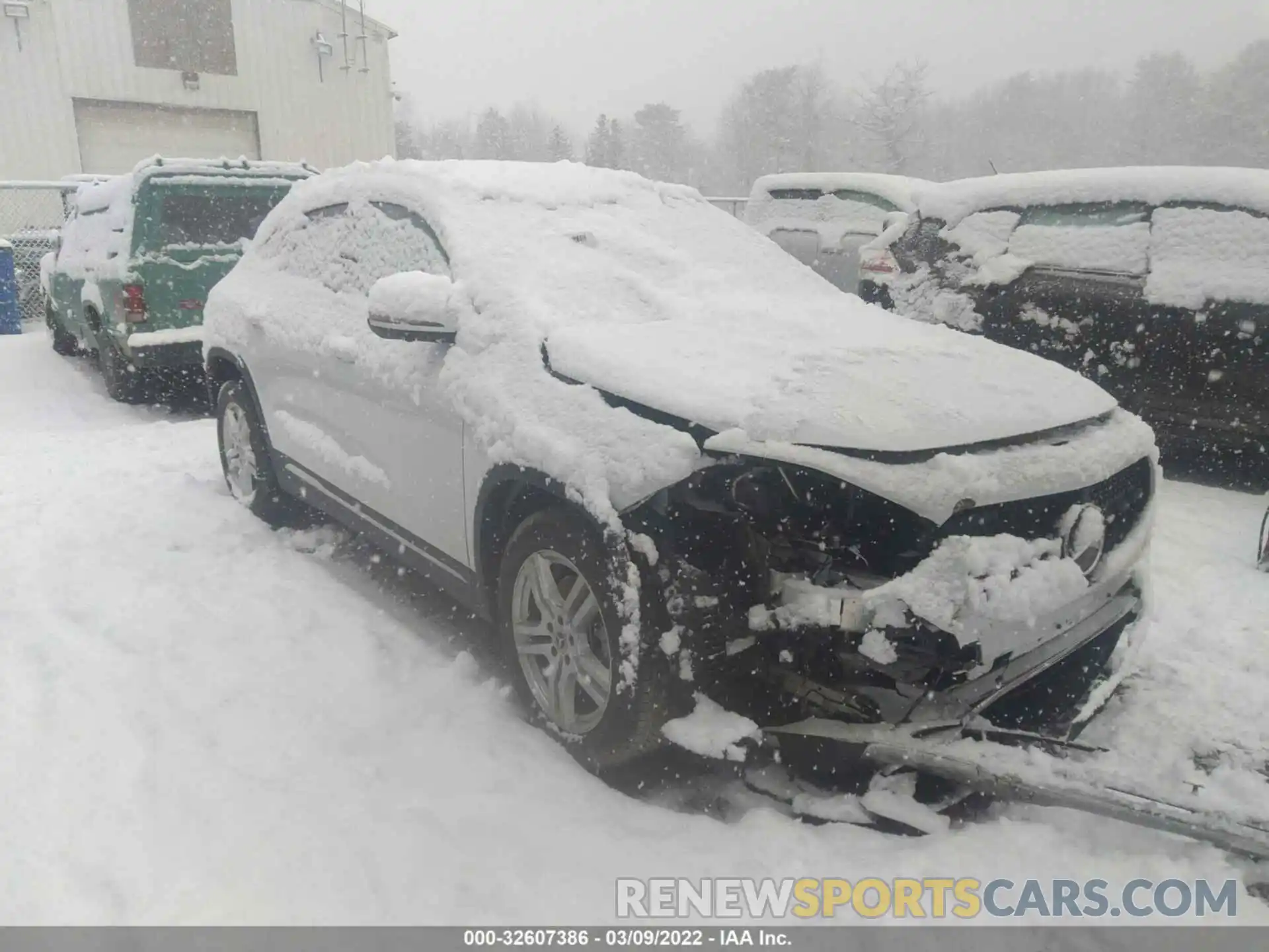 1 Photograph of a damaged car W1N4N4HB0MJ277109 MERCEDES-BENZ GLA 2021