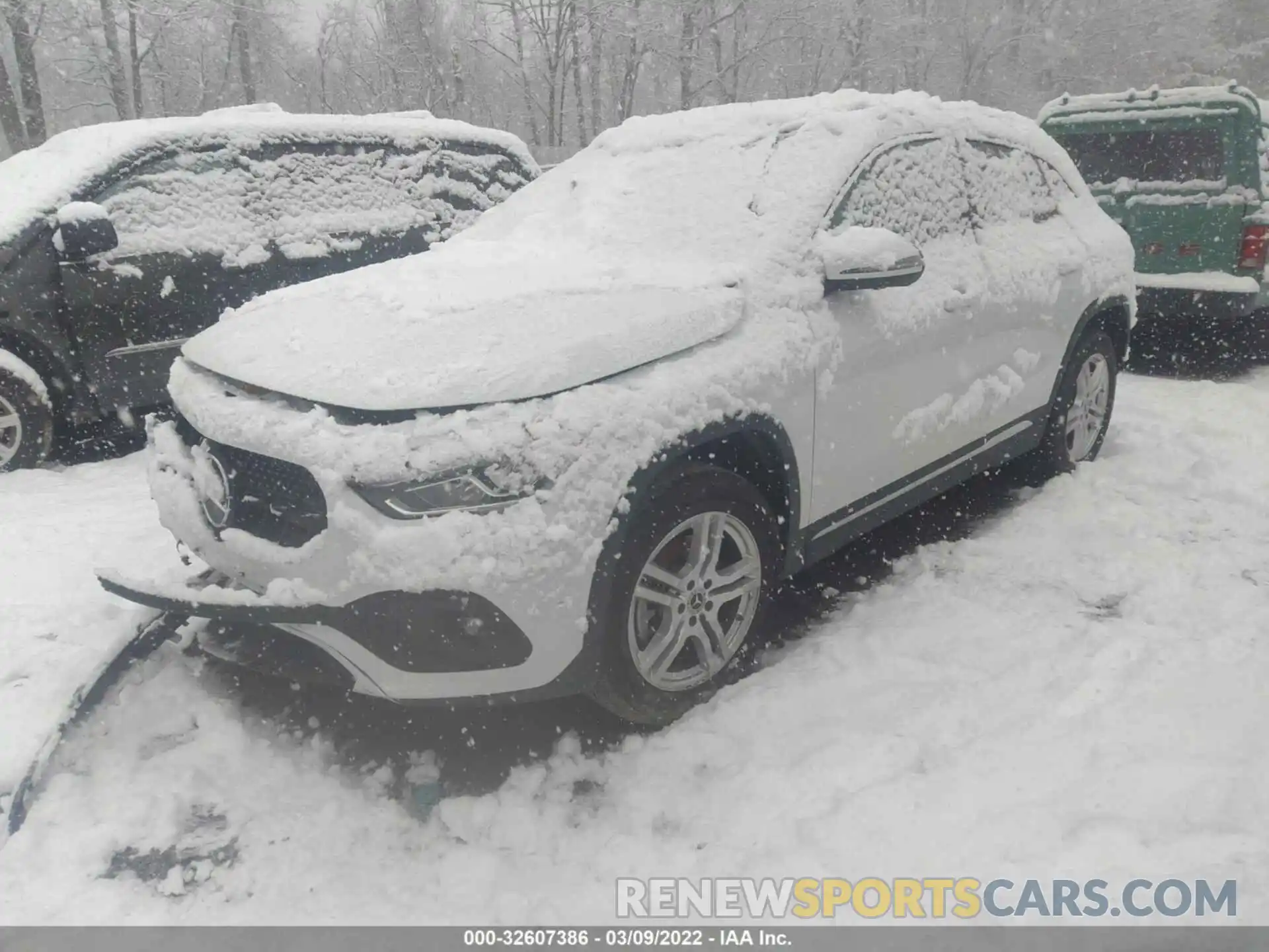 2 Photograph of a damaged car W1N4N4HB0MJ277109 MERCEDES-BENZ GLA 2021