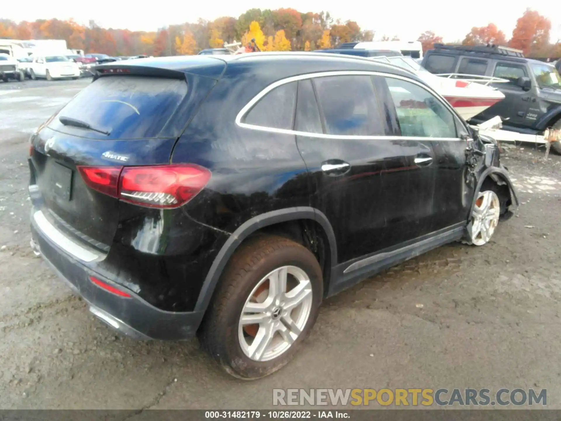 4 Photograph of a damaged car W1N4N4HB1MJ143399 MERCEDES-BENZ GLA 2021