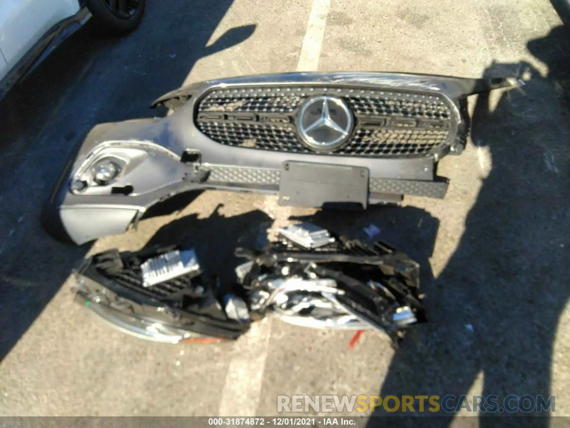 12 Photograph of a damaged car W1N4N4HB1MJ154919 MERCEDES-BENZ GLA 2021