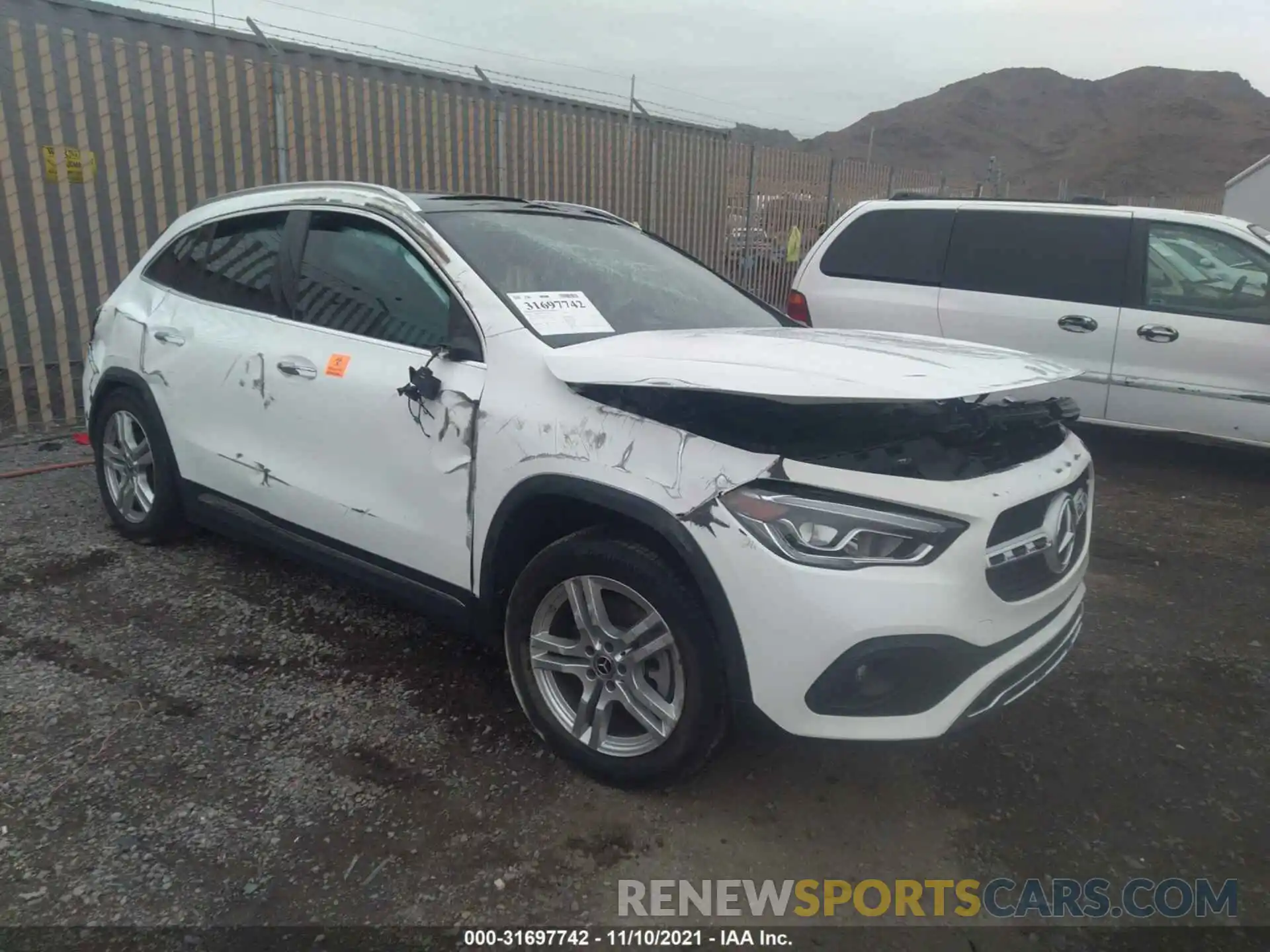 1 Photograph of a damaged car W1N4N4HB6MJ176737 MERCEDES-BENZ GLA 2021