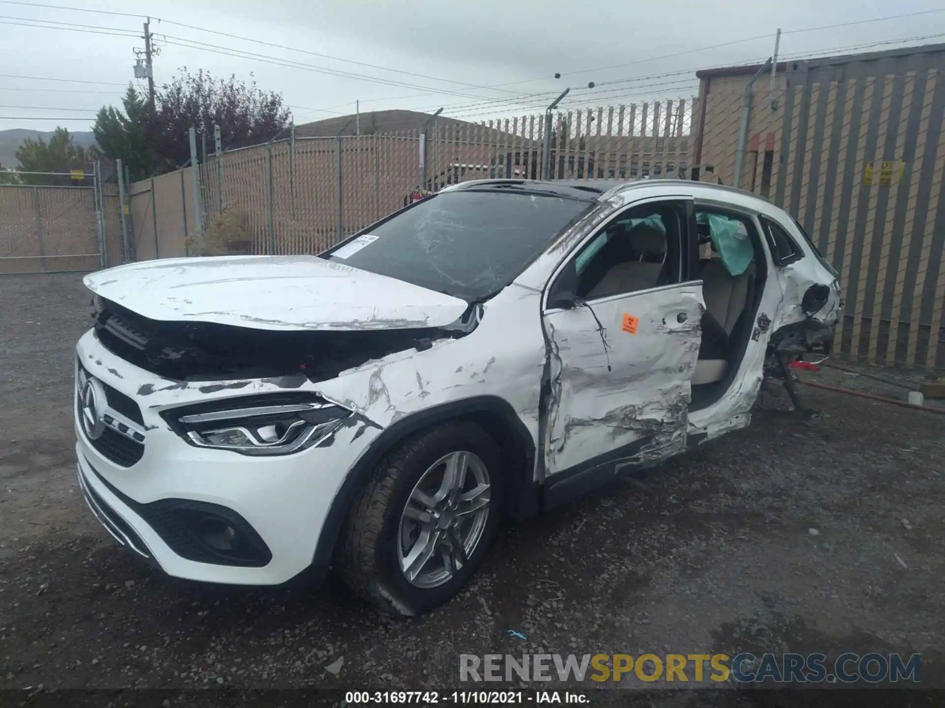 2 Photograph of a damaged car W1N4N4HB6MJ176737 MERCEDES-BENZ GLA 2021