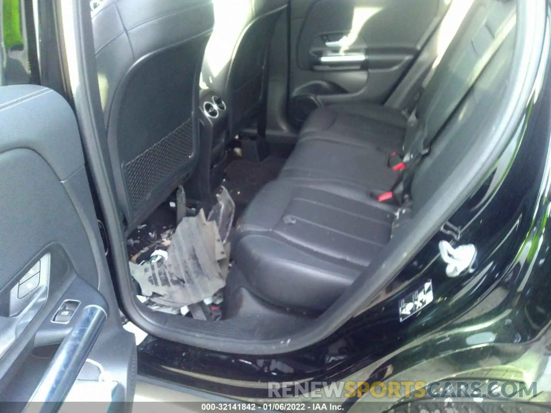 8 Photograph of a damaged car W1N4N4HB8MJ164587 MERCEDES-BENZ GLA 2021