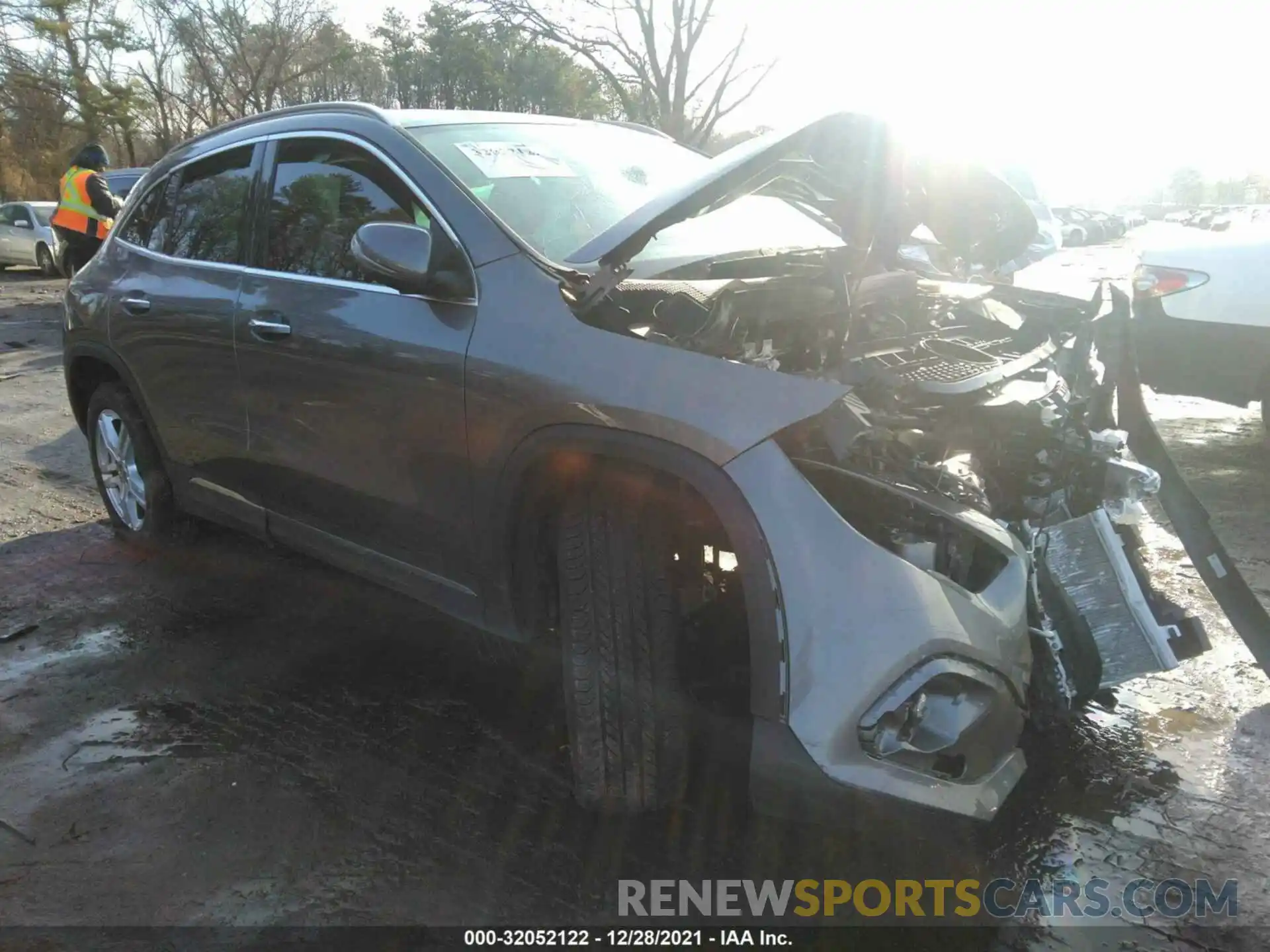 1 Photograph of a damaged car W1N4N4HB8MJ197010 MERCEDES-BENZ GLA 2021