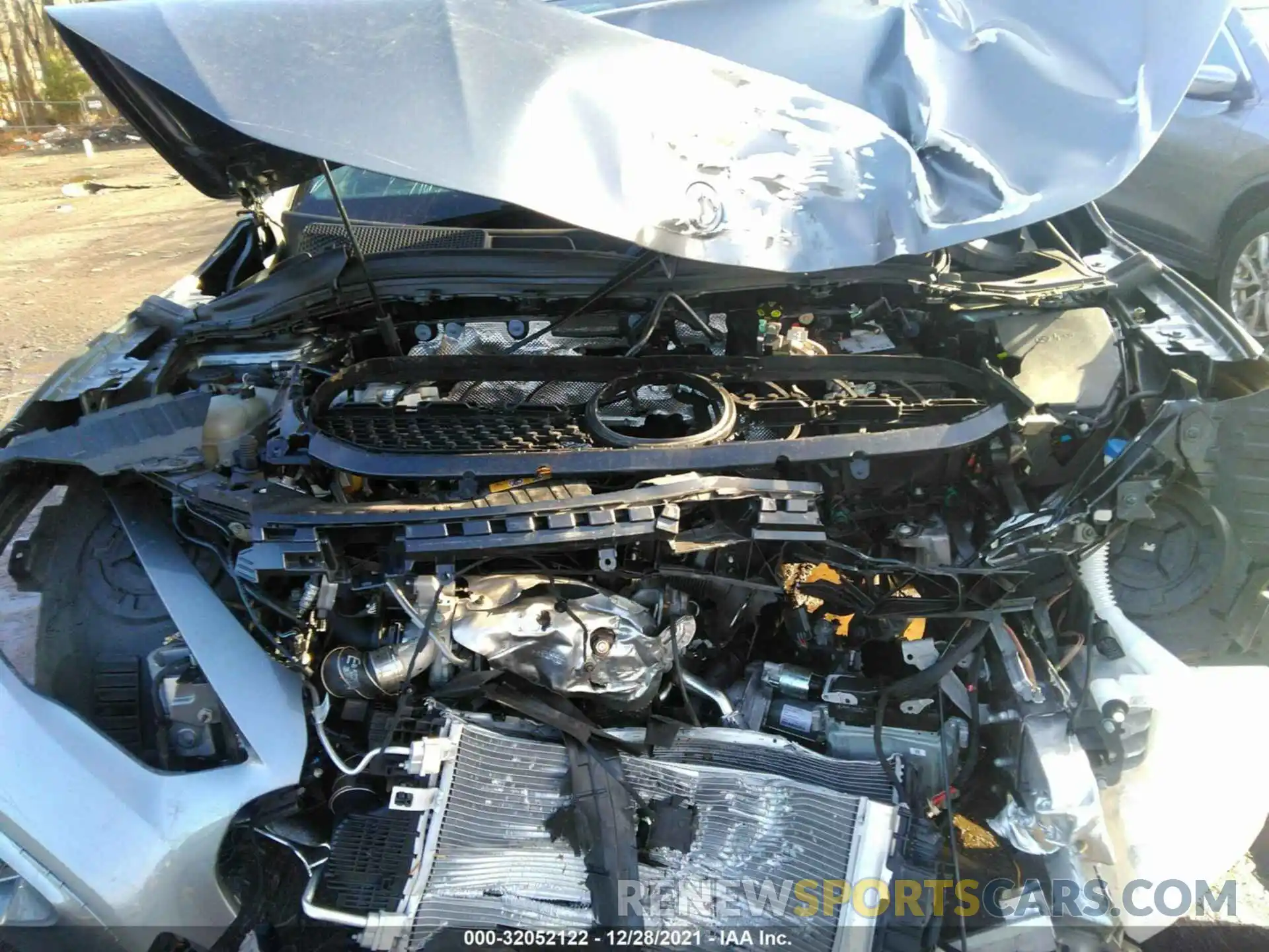 6 Photograph of a damaged car W1N4N4HB8MJ197010 MERCEDES-BENZ GLA 2021