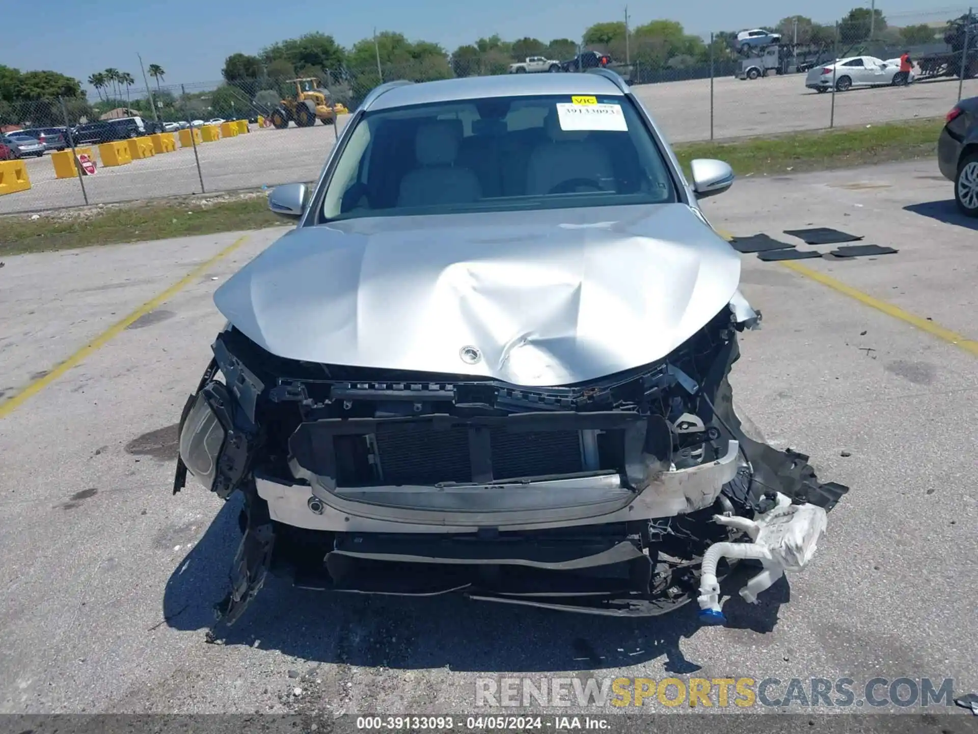 11 Photograph of a damaged car W1N4N4HB9MJ207897 MERCEDES-BENZ GLA 2021