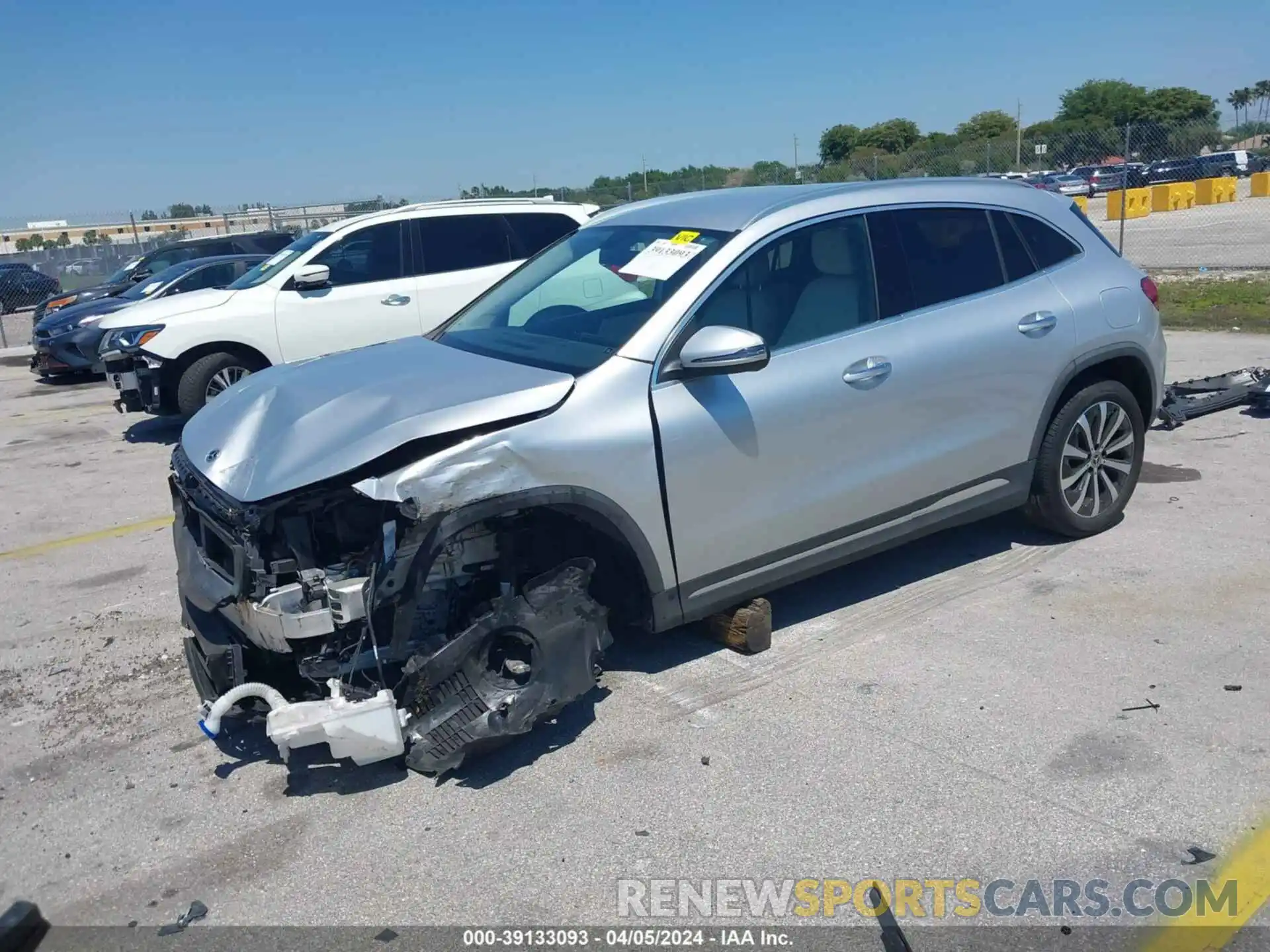 2 Photograph of a damaged car W1N4N4HB9MJ207897 MERCEDES-BENZ GLA 2021