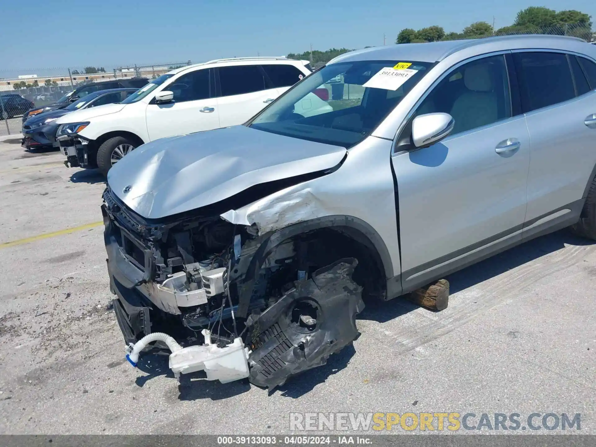 6 Photograph of a damaged car W1N4N4HB9MJ207897 MERCEDES-BENZ GLA 2021