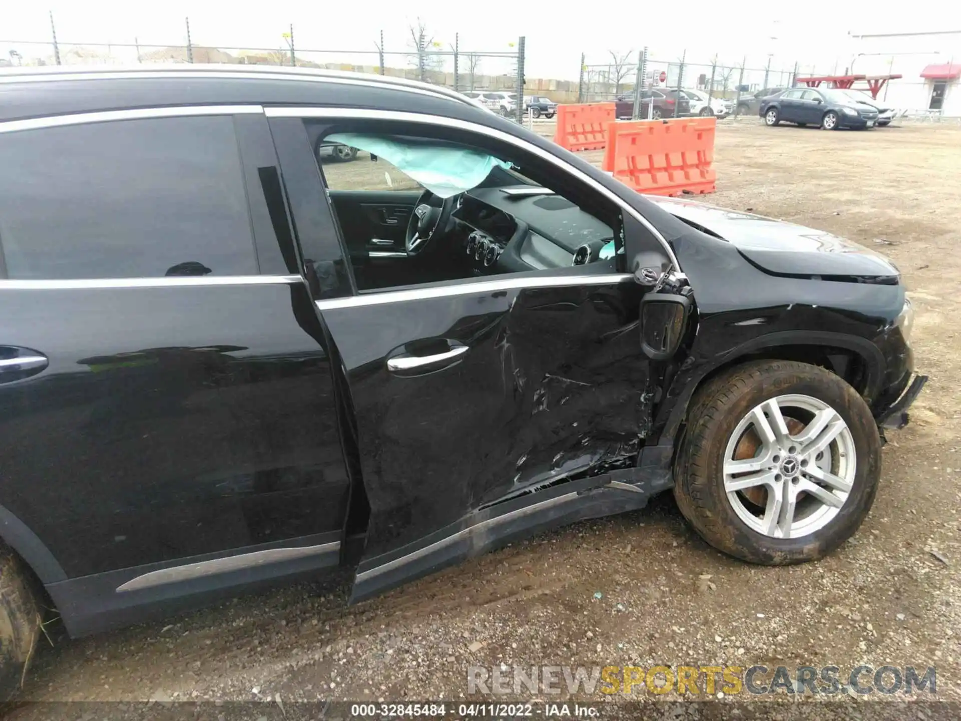 6 Photograph of a damaged car W1N4N4HBXMJ257448 MERCEDES-BENZ GLA 2021