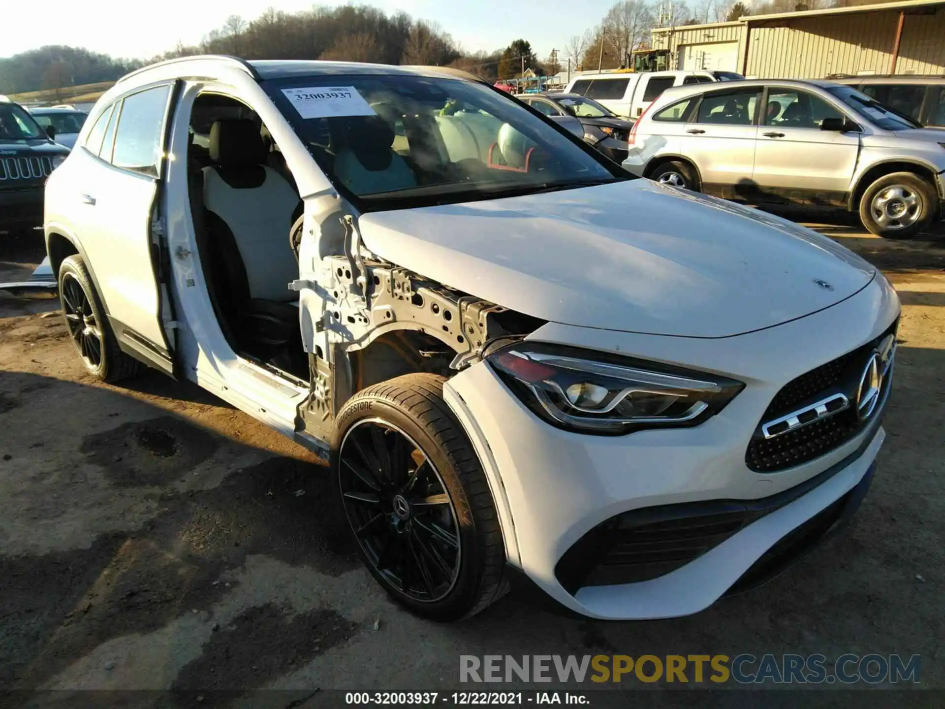 1 Photograph of a damaged car W1N4N4HBXMJ259345 MERCEDES-BENZ GLA 2021