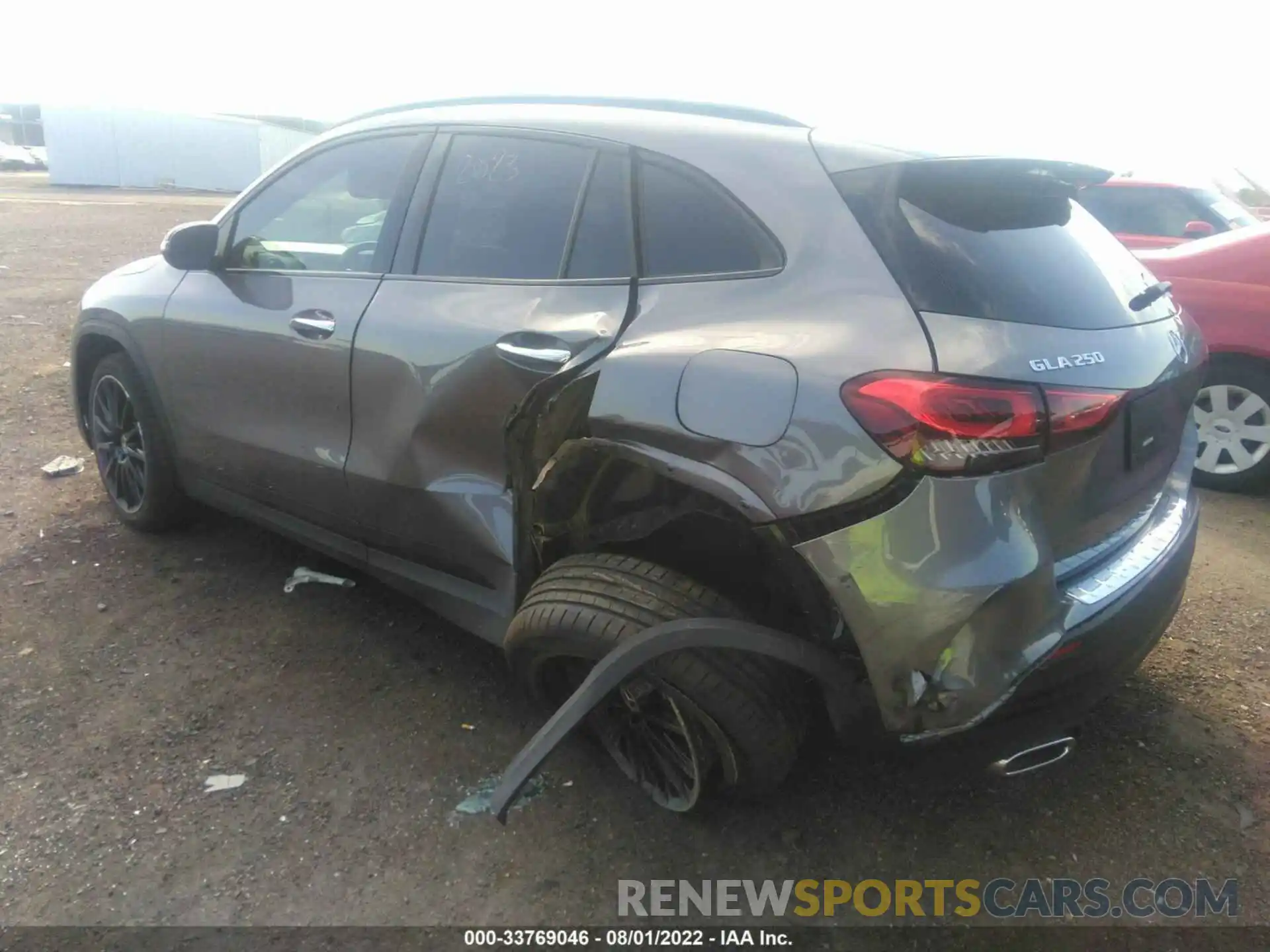 3 Photograph of a damaged car W1N4N4GB3NJ375599 MERCEDES-BENZ GLA 2022