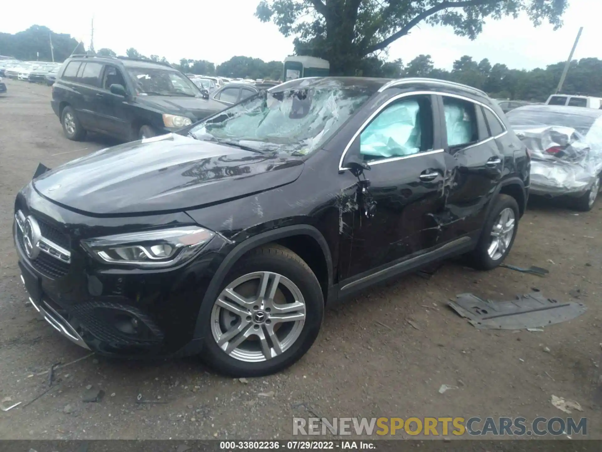 2 Photograph of a damaged car W1N4N4HB3NJ400550 MERCEDES-BENZ GLA 2022