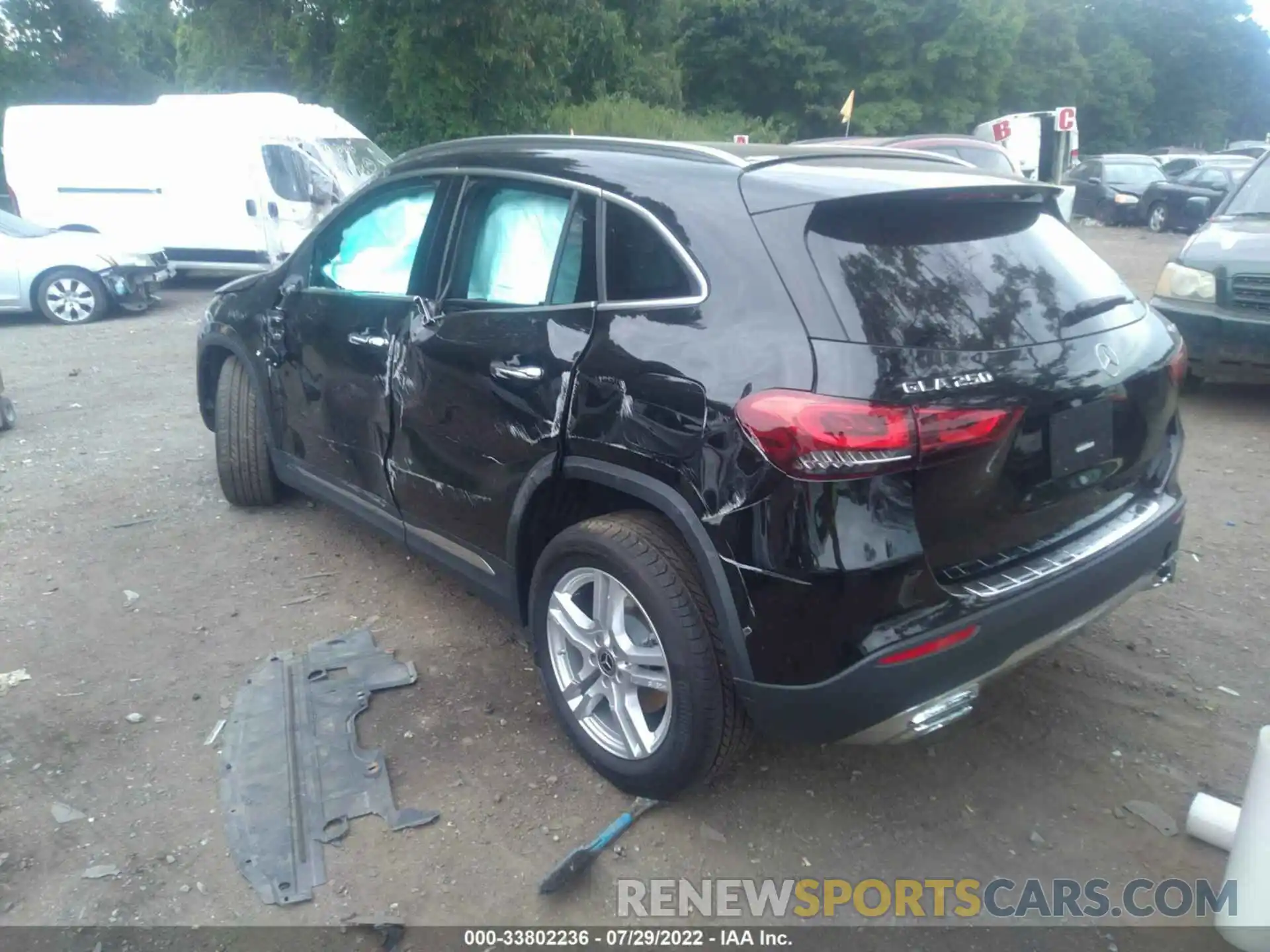 3 Photograph of a damaged car W1N4N4HB3NJ400550 MERCEDES-BENZ GLA 2022