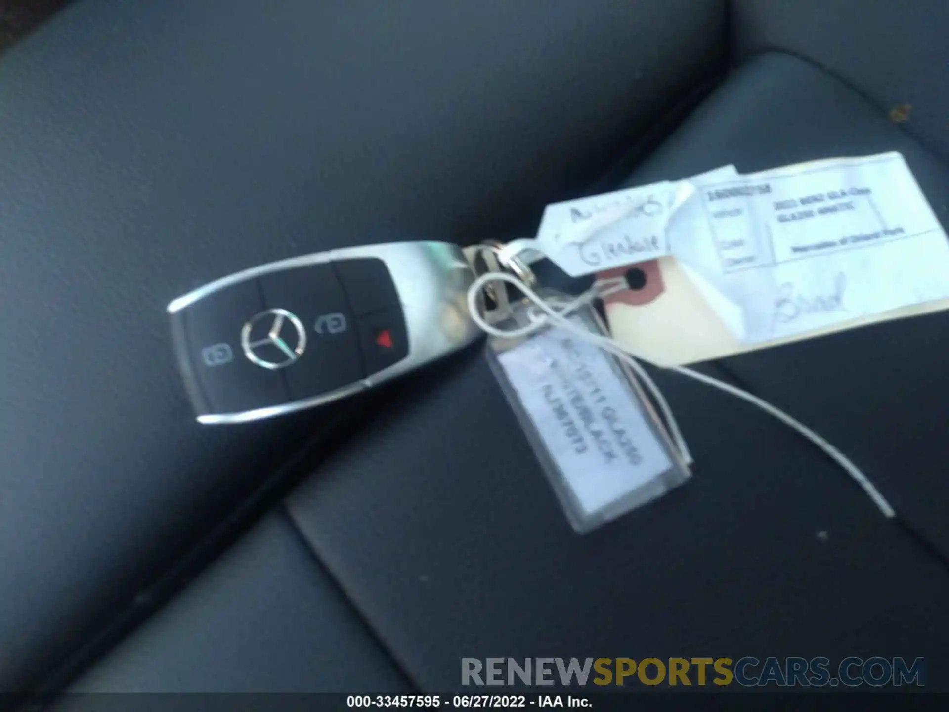 11 Photograph of a damaged car W1N4N4HB4NJ367073 MERCEDES-BENZ GLA 2022