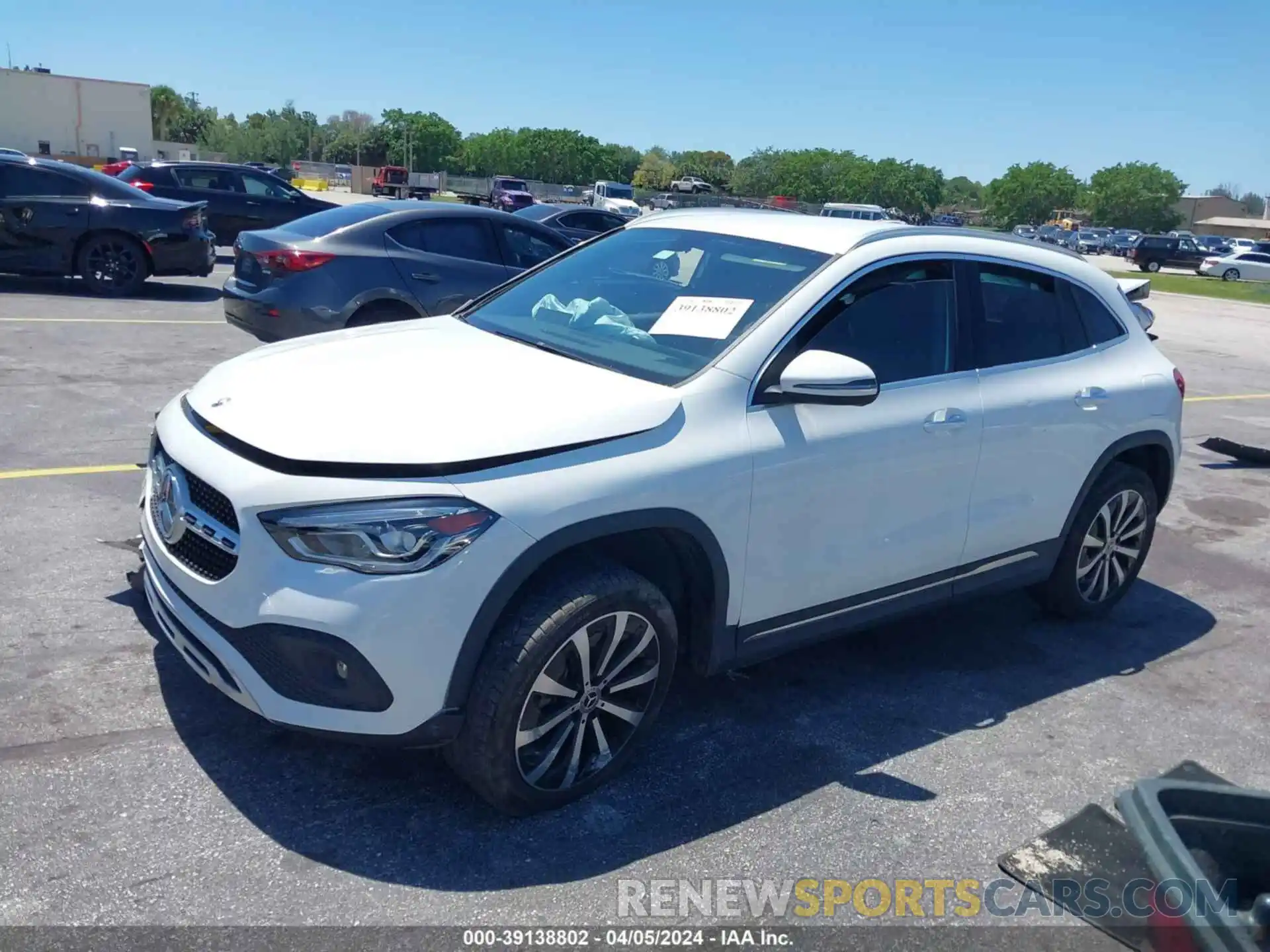 2 Photograph of a damaged car W1N4N4HB7NJ390105 MERCEDES-BENZ GLA 2022