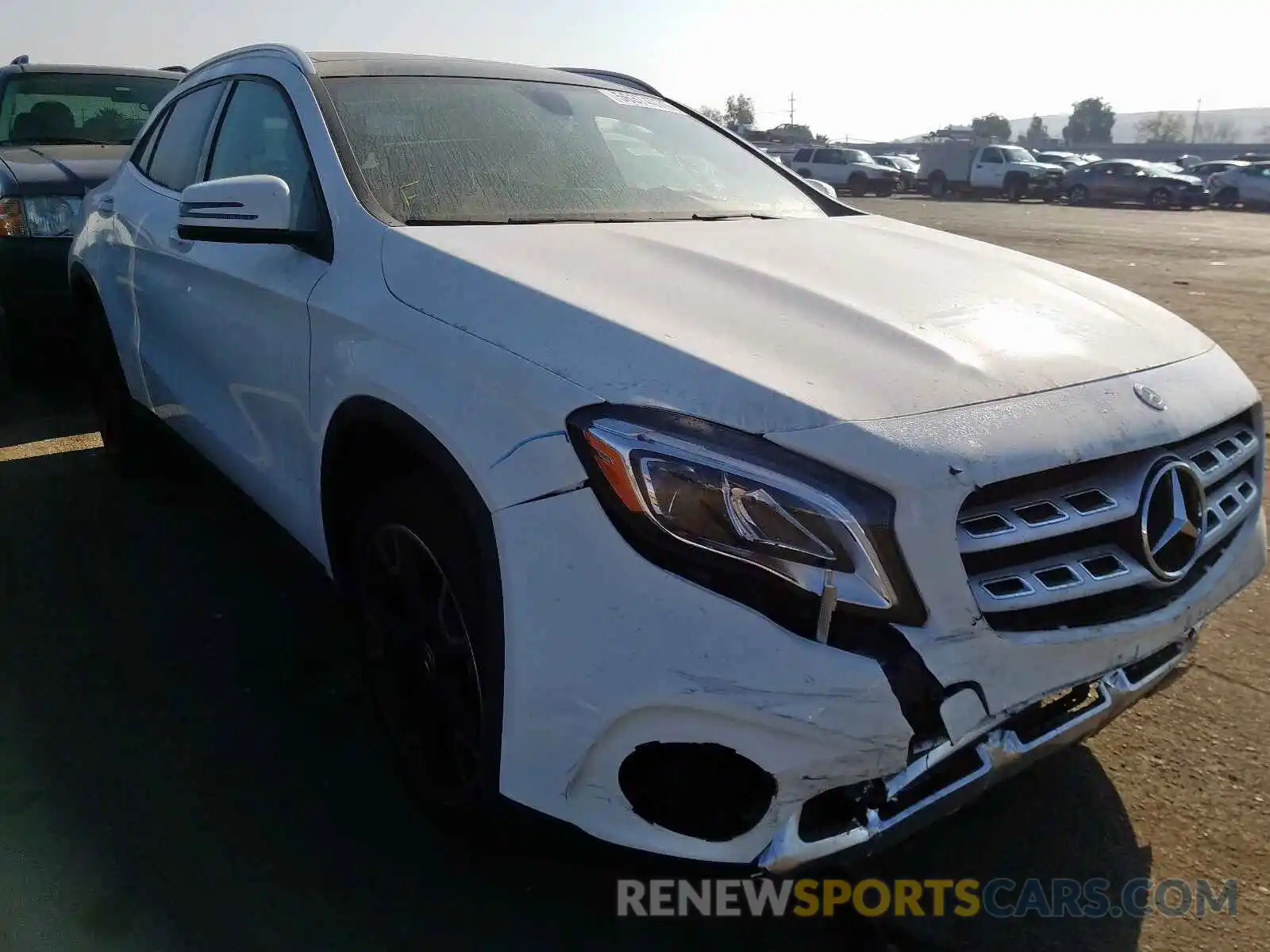 1 Photograph of a damaged car WDCTG4EB0KJ550218 MERCEDES-BENZ GLA 250 2019