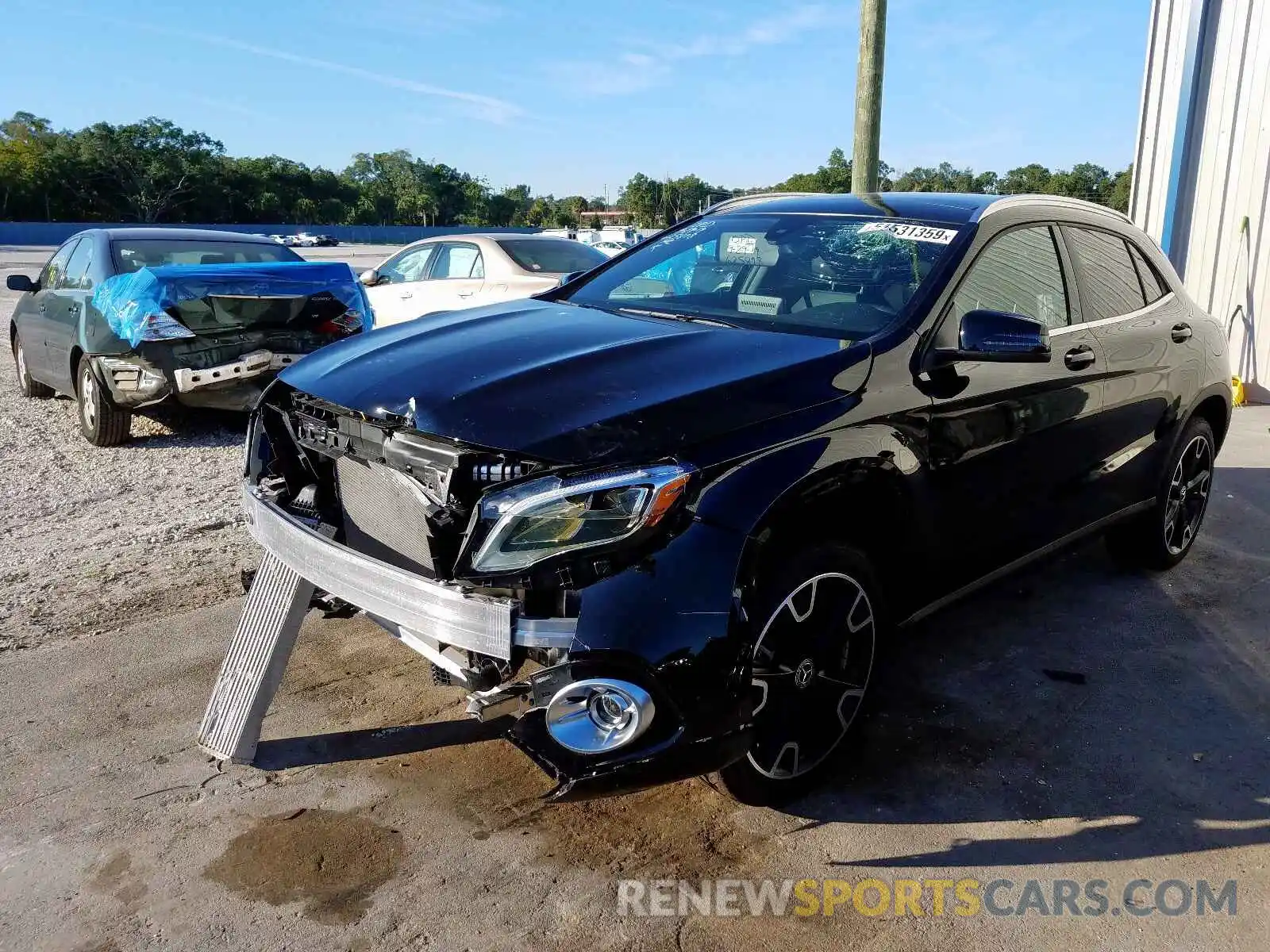 2 Photograph of a damaged car WDCTG4EB1KJ550051 MERCEDES-BENZ GLA 250 2019