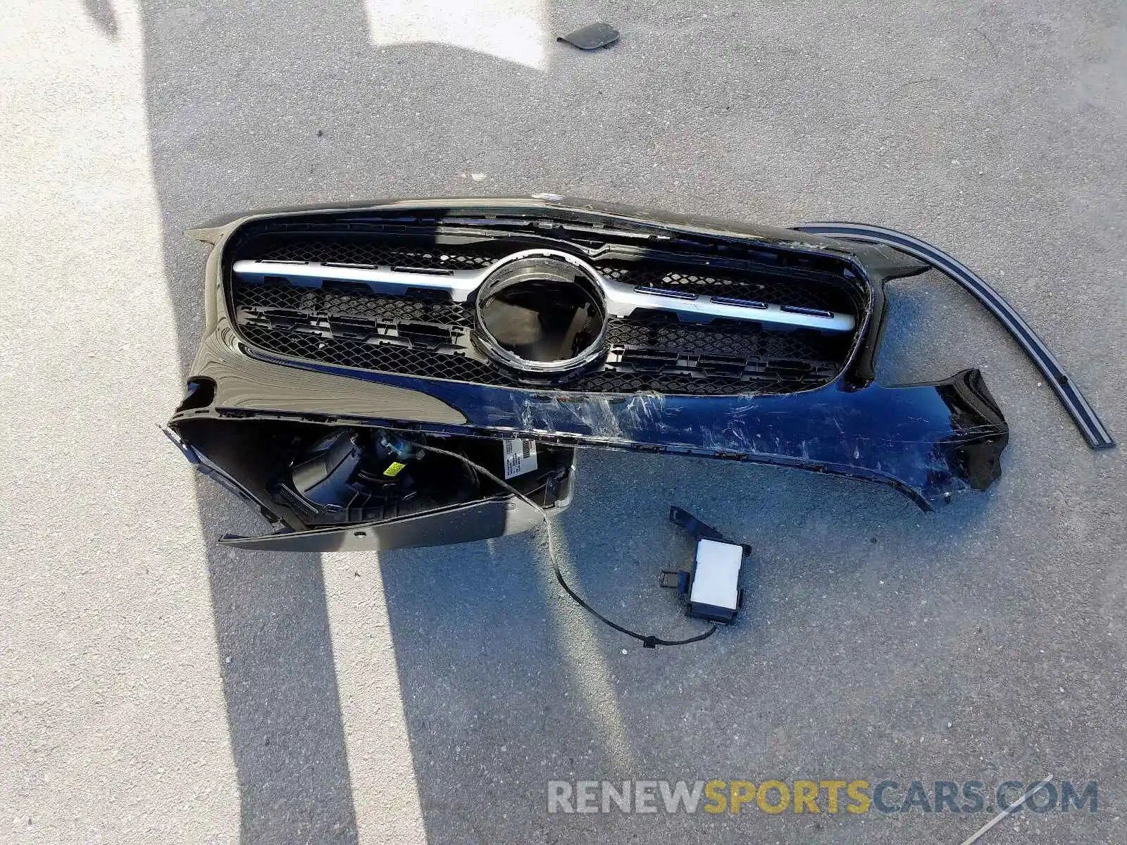 9 Photograph of a damaged car WDCTG4EB1KJ550051 MERCEDES-BENZ GLA 250 2019