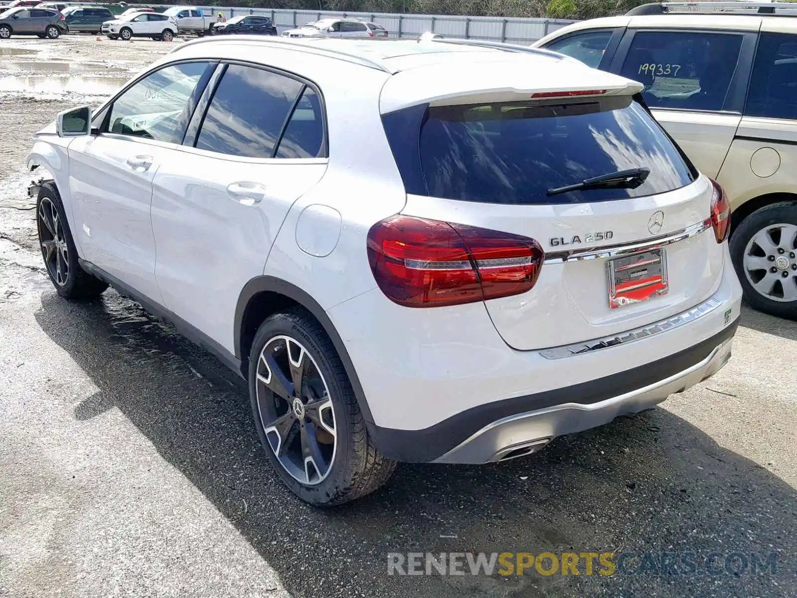 3 Photograph of a damaged car WDCTG4EB5KU012080 MERCEDES-BENZ GLA 250 2019